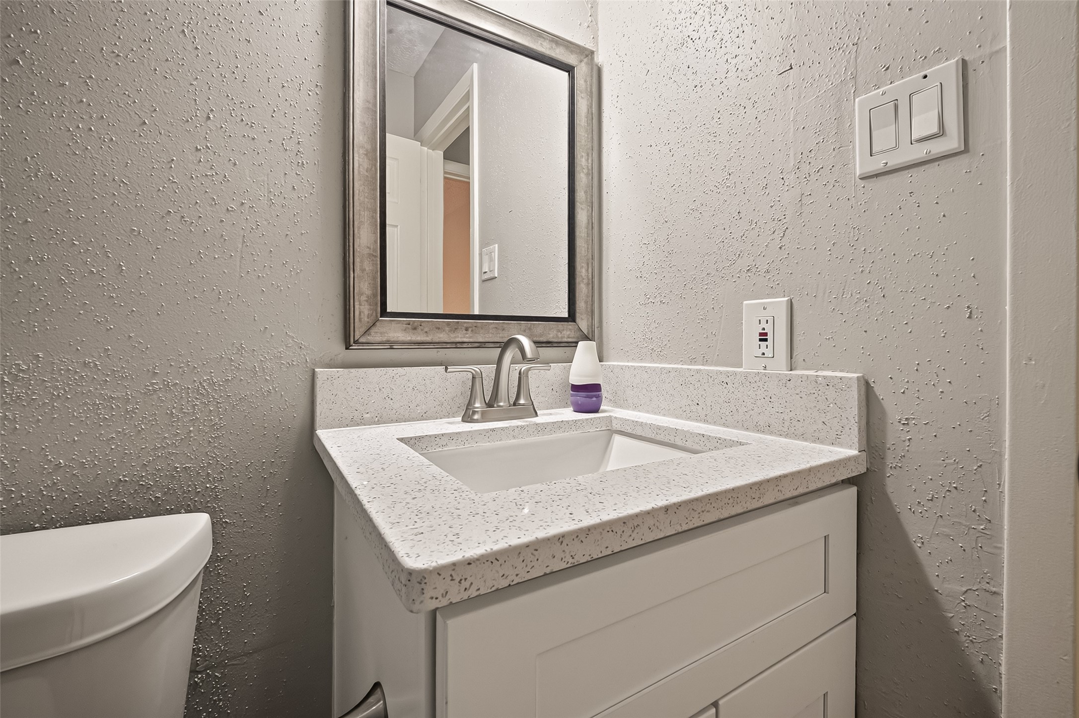 10914 Berry Tree Drive Property Photo 22