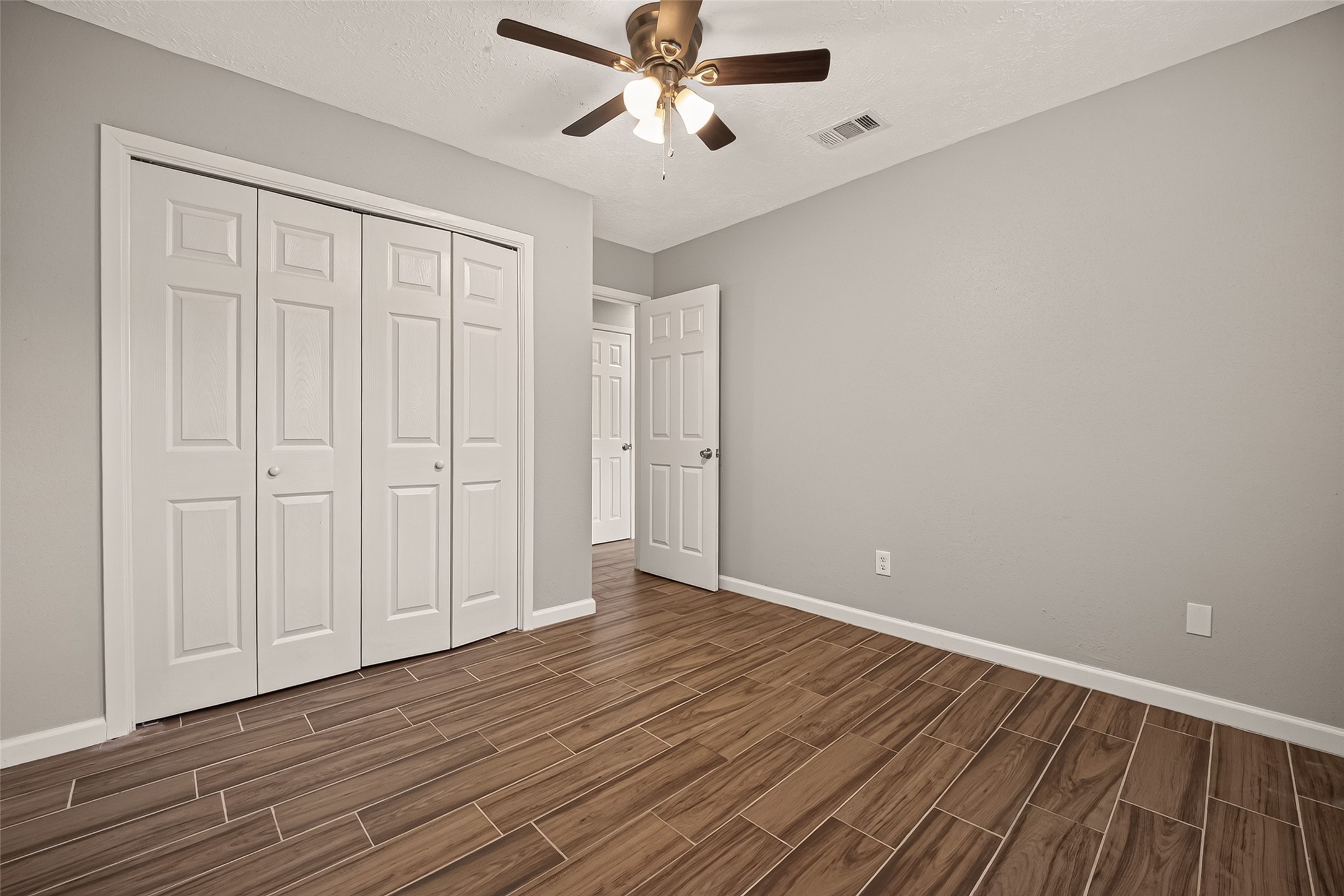10914 Berry Tree Drive Property Photo 25