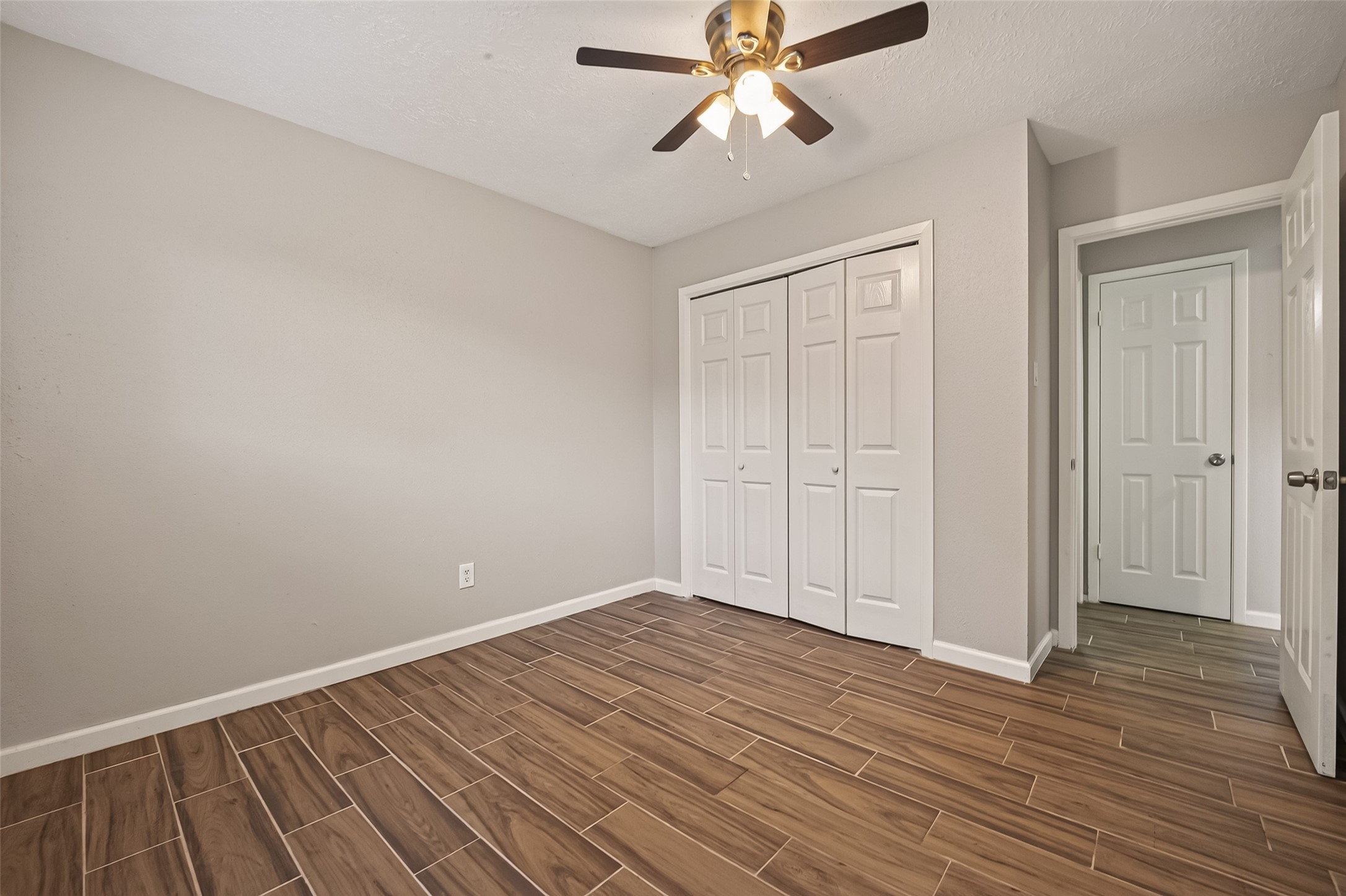 10914 Berry Tree Drive Property Photo 26