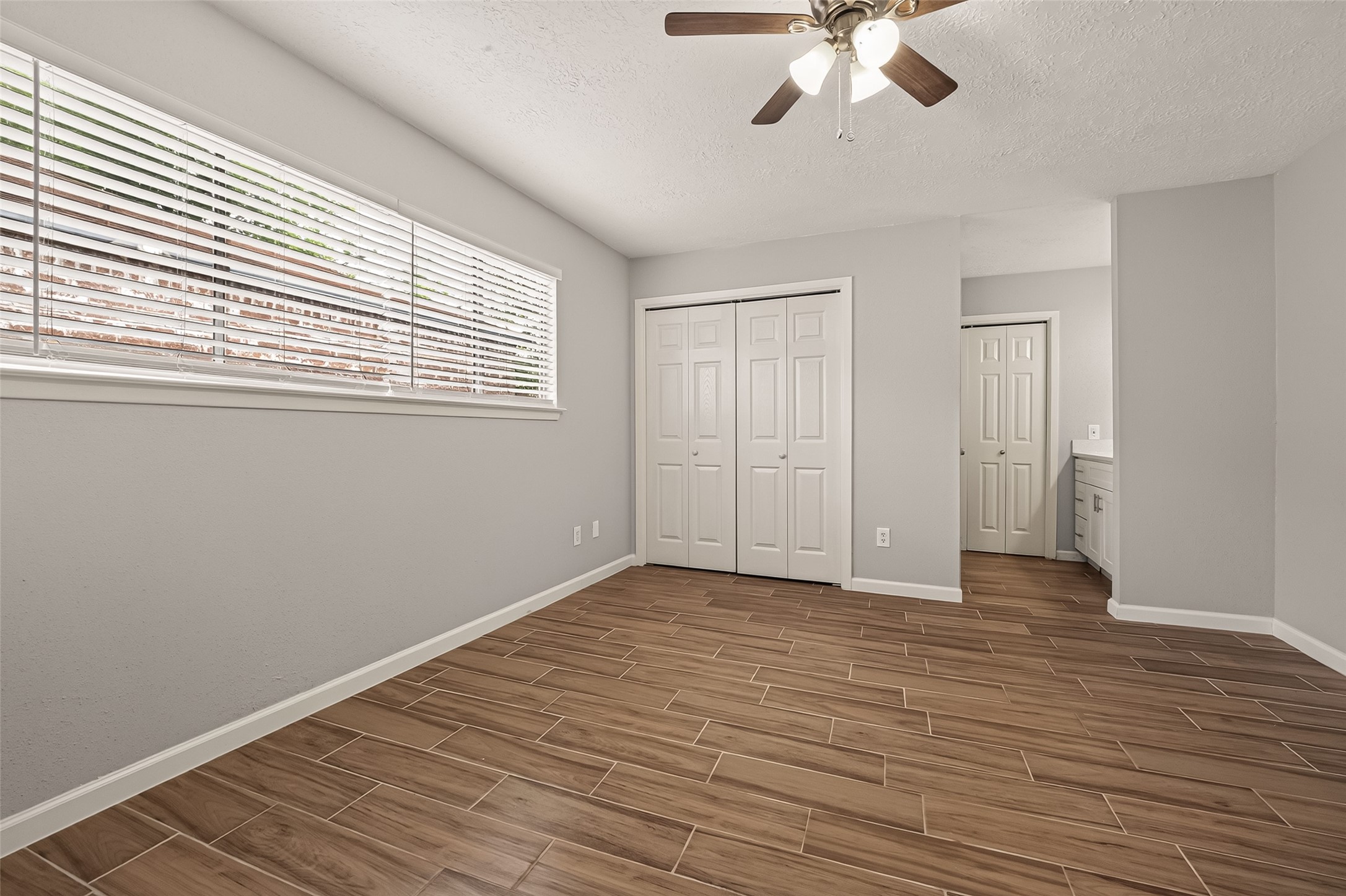 10914 Berry Tree Drive Property Photo 32