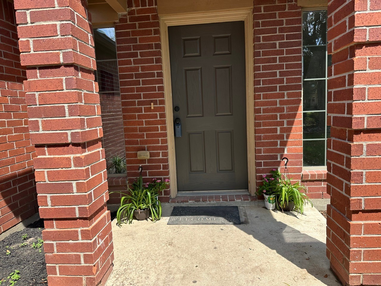 18918 Dennington Drive Property Photo 4
