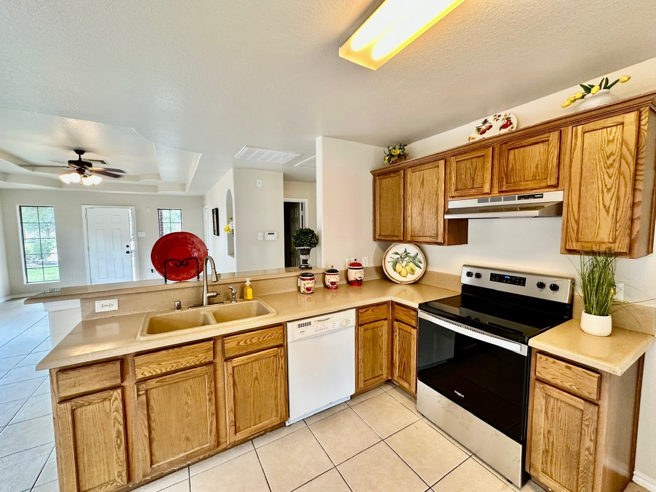 18918 Dennington Drive Property Photo 5
