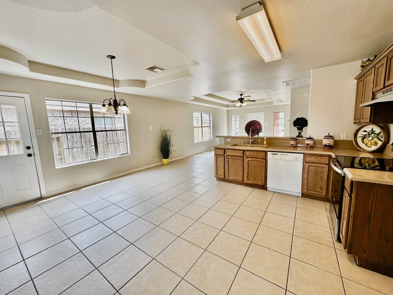 18918 Dennington Drive Property Photo 14