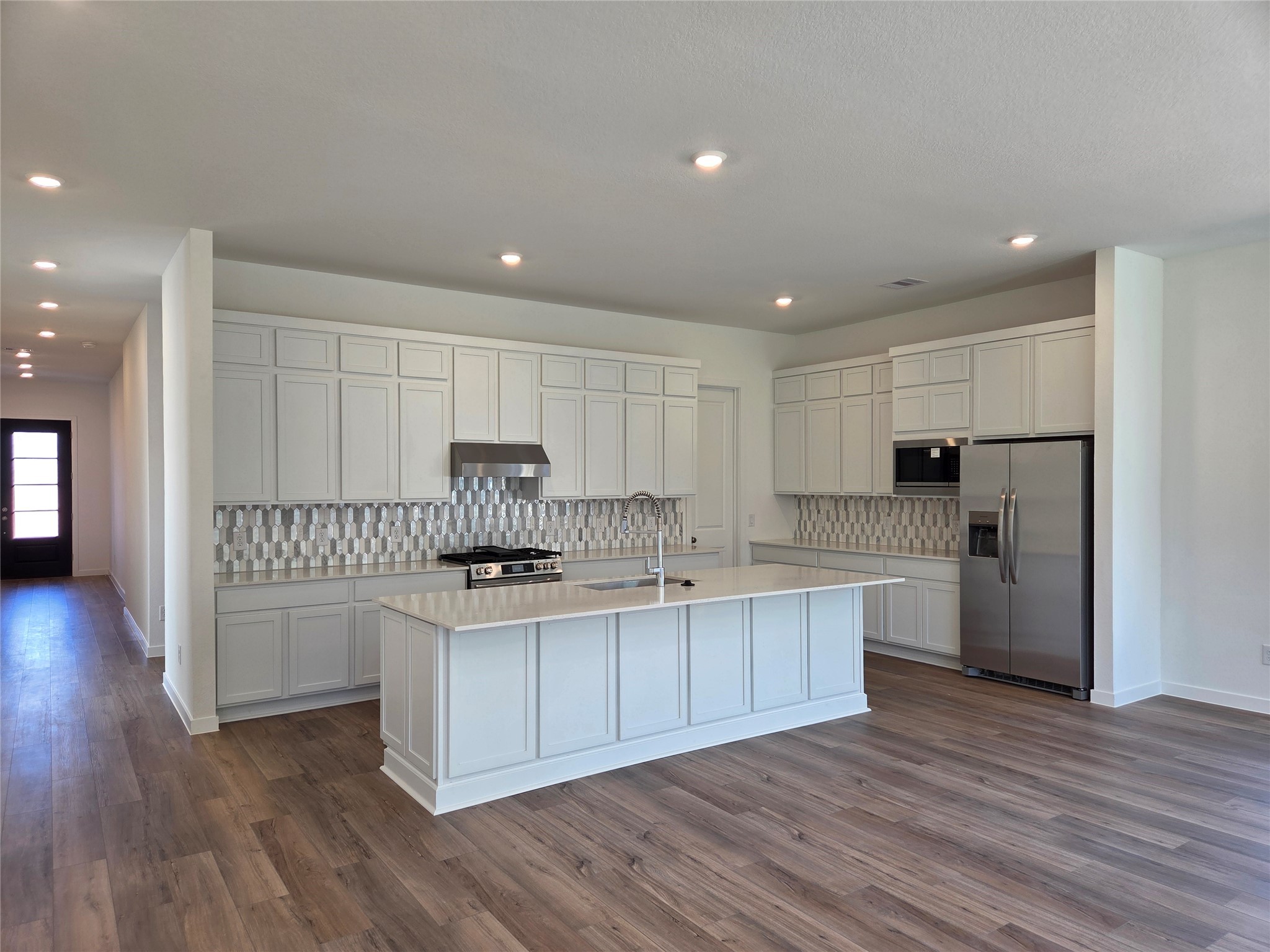 2034 Texline Street Property Photo 4