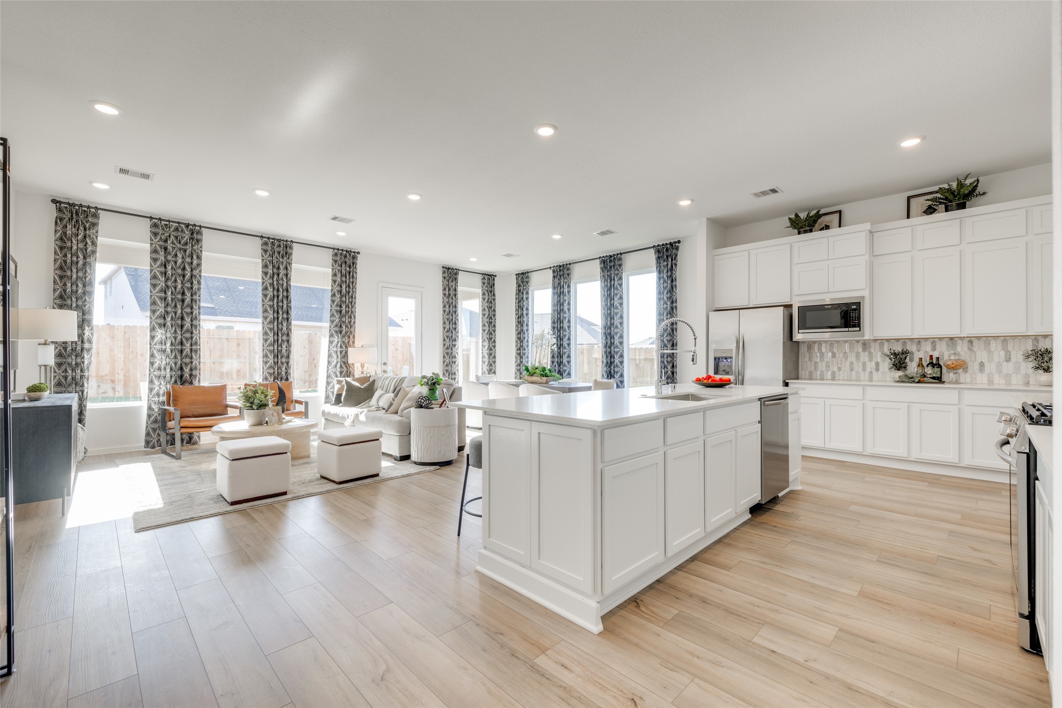 2034 Texline Street Property Photo 12