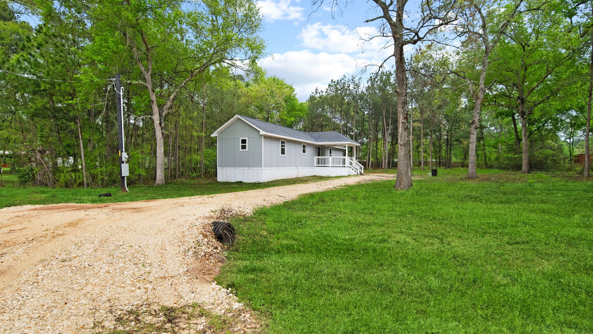 17411 Rolling Hill Lane Property Photo