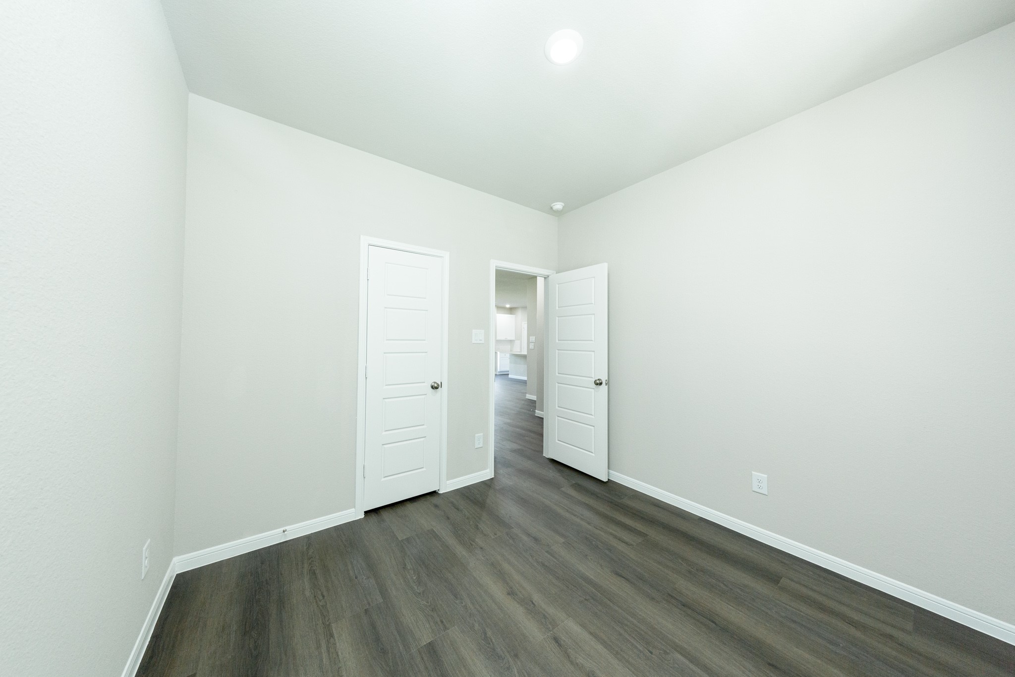 15452 Woody Haven Drive Property Photo 5