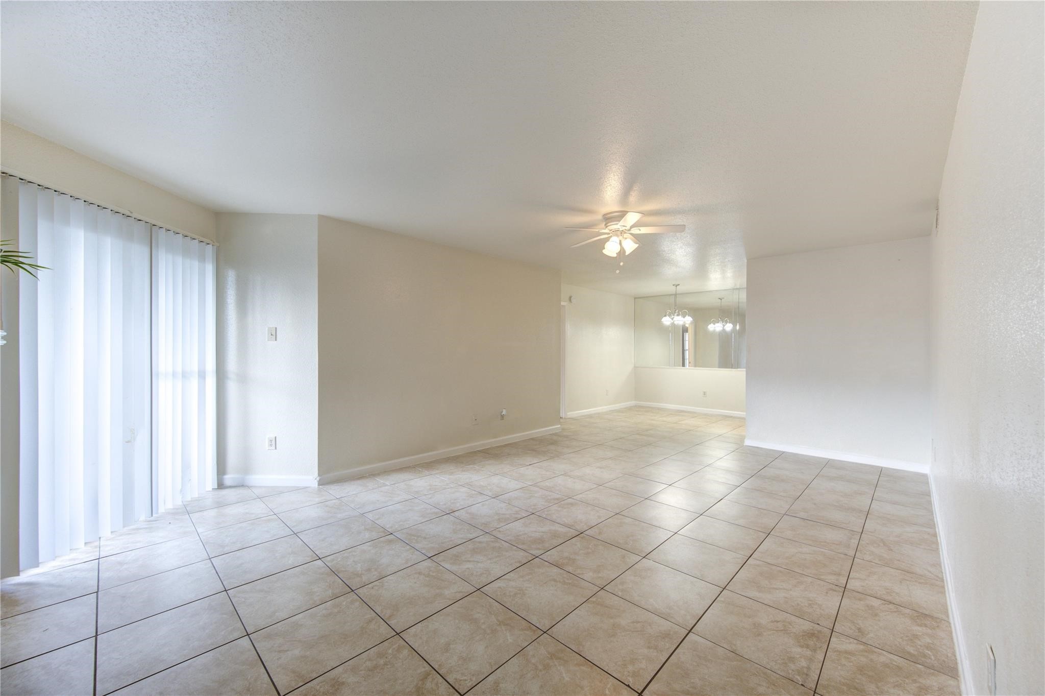 9797 Leawood Boulevard 1405 Property Photo 3