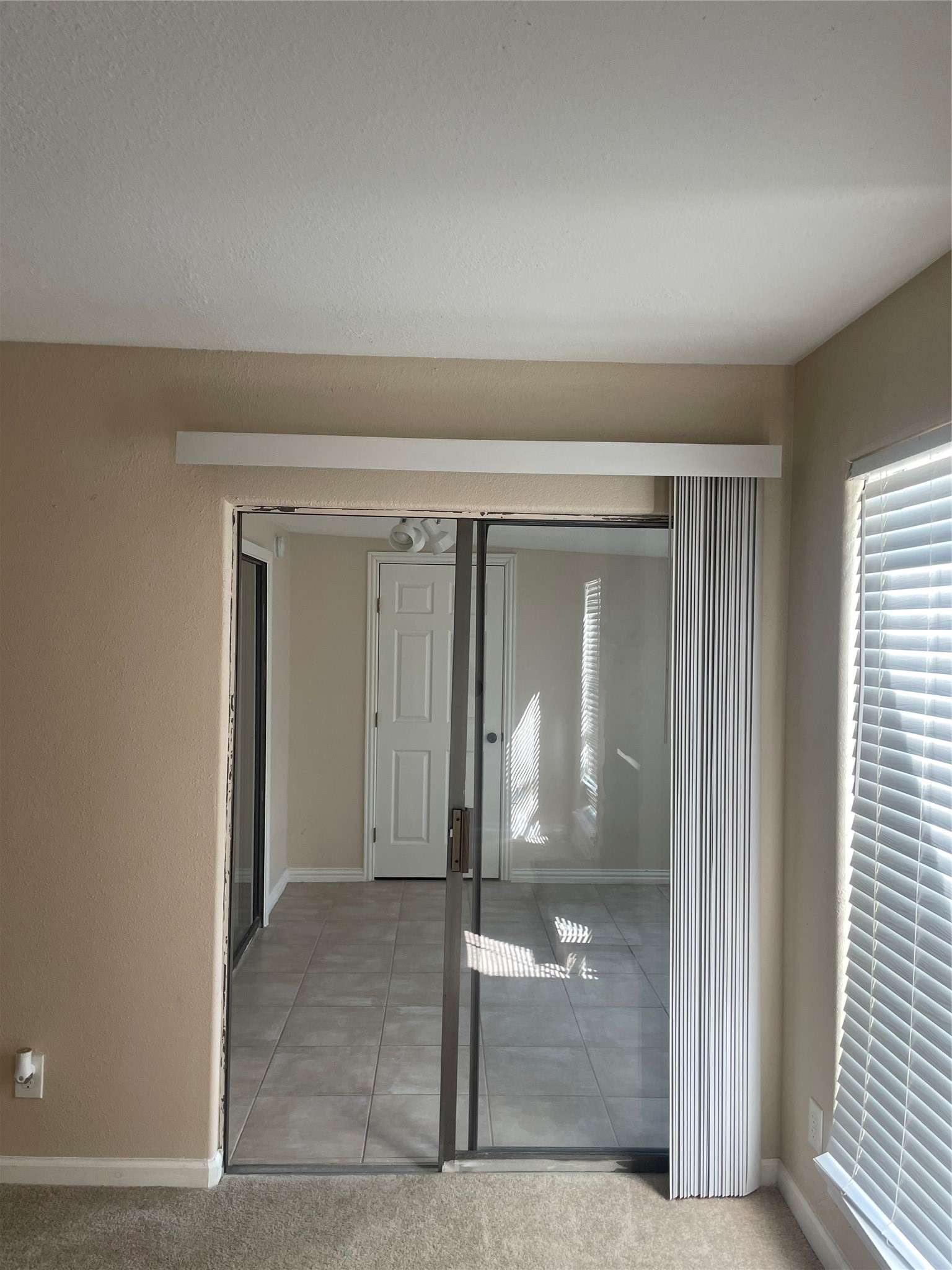 17401 Red Oak Drive 103 Property Photo 6