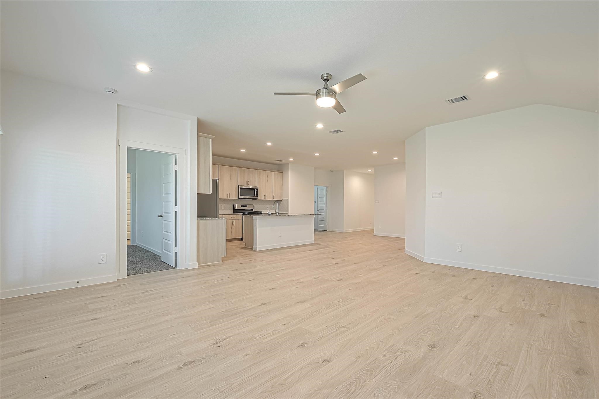 2732 Willow Gulch Way Property Photo 8