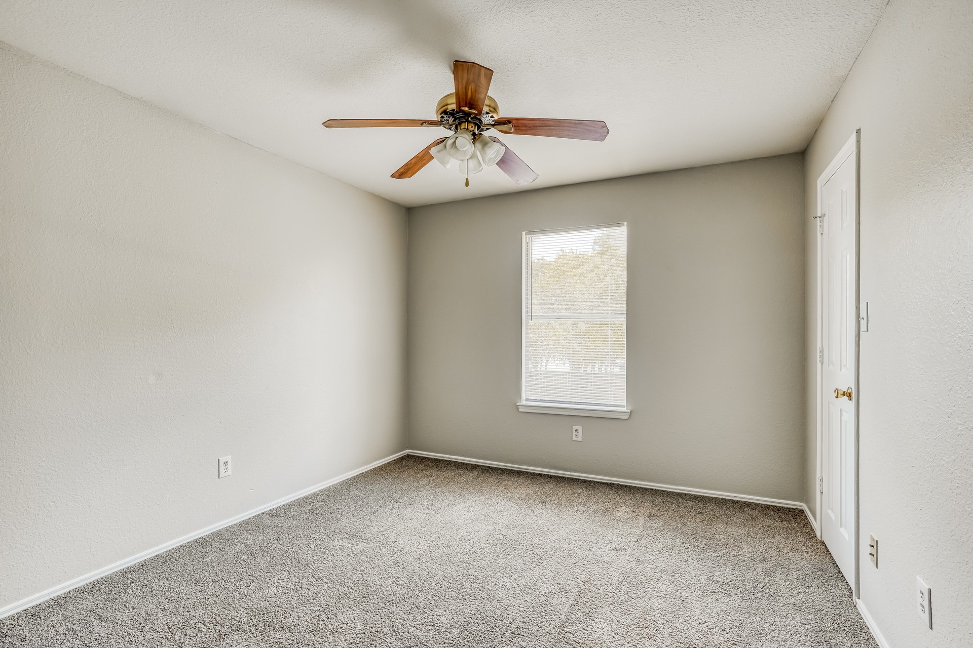 9342 Bowmore Court Property Photo 12