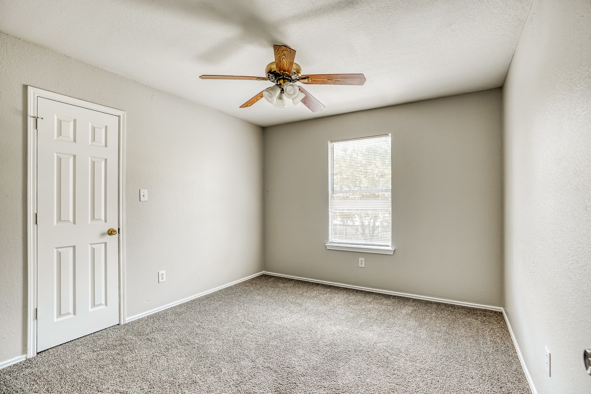 9342 Bowmore Court Property Photo 13