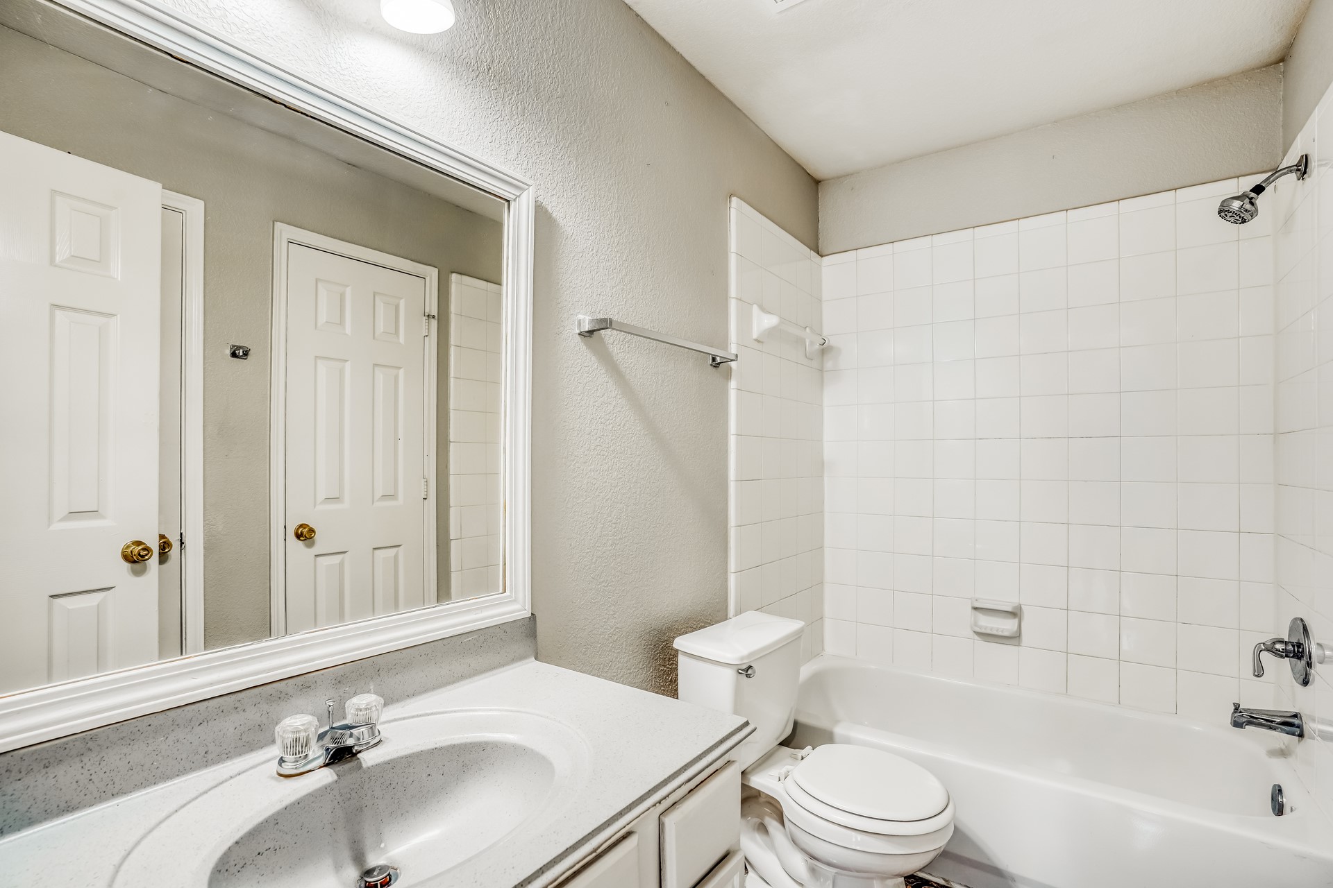 9342 Bowmore Court Property Photo 16