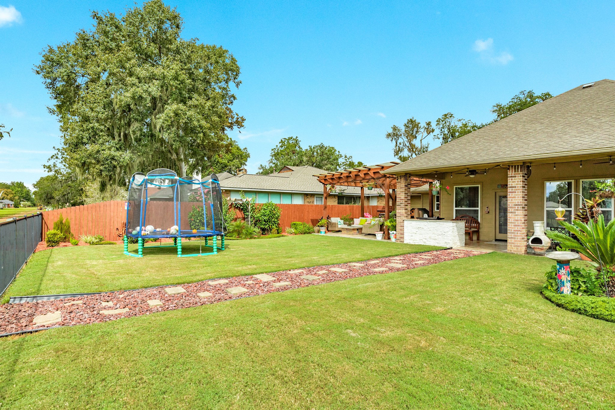 2316 Shalmar Drive Property Photo 42