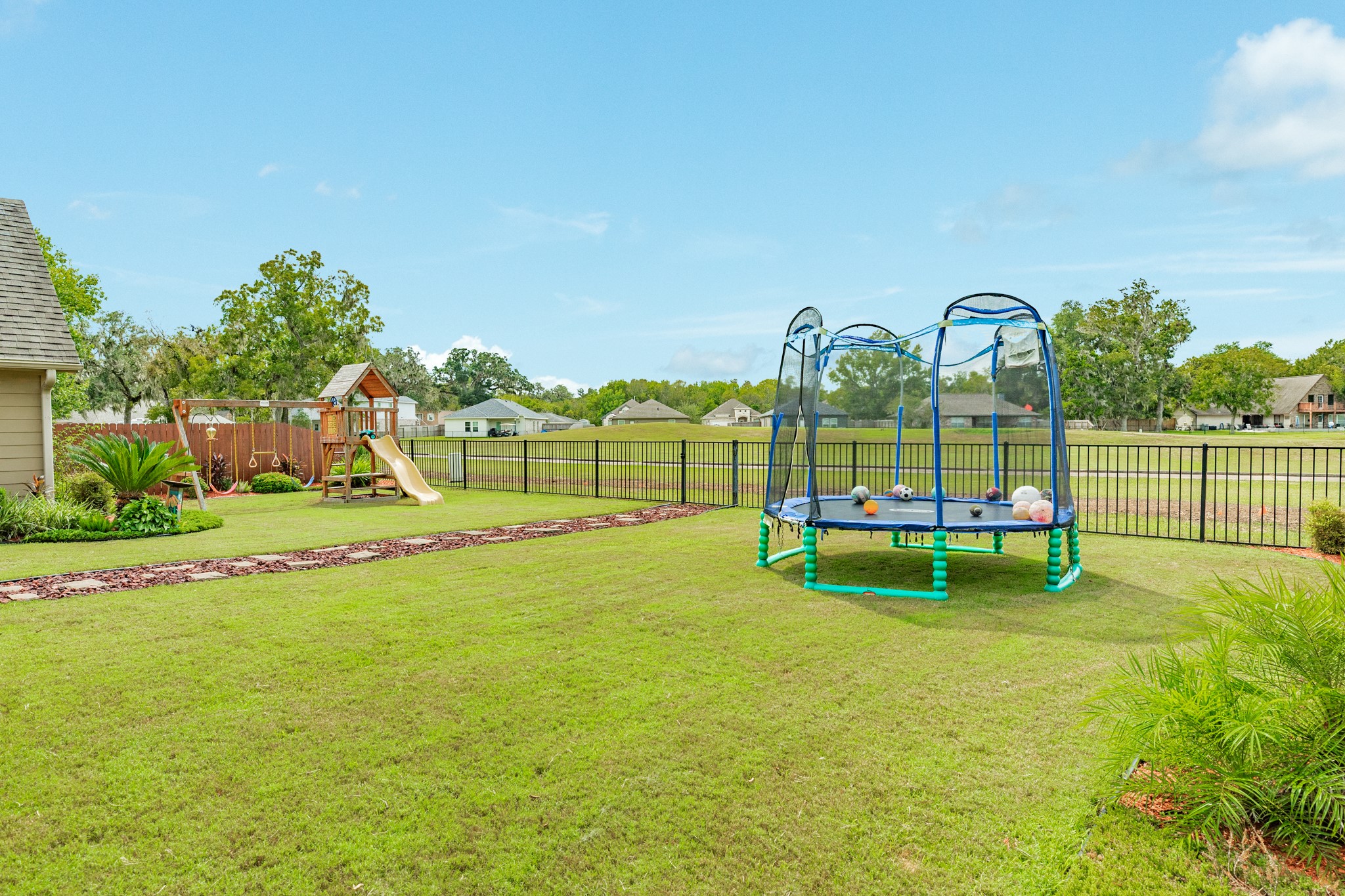 2316 Shalmar Drive Property Photo 43
