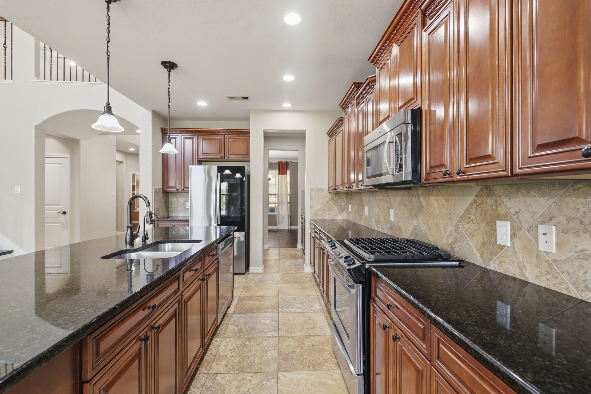 25907 Foxrun Vista Drive Property Photo 11
