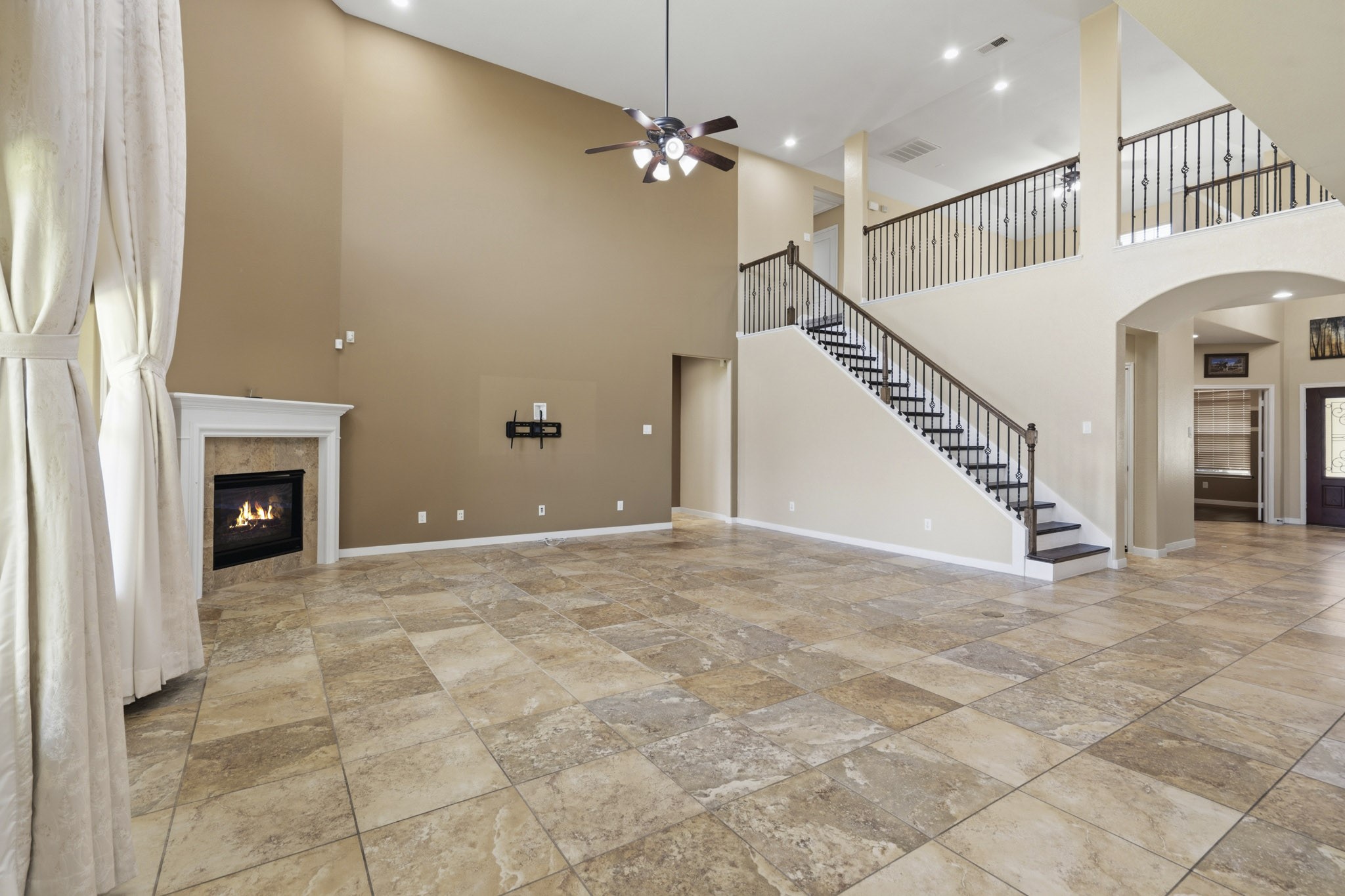25907 Foxrun Vista Drive Property Photo 17