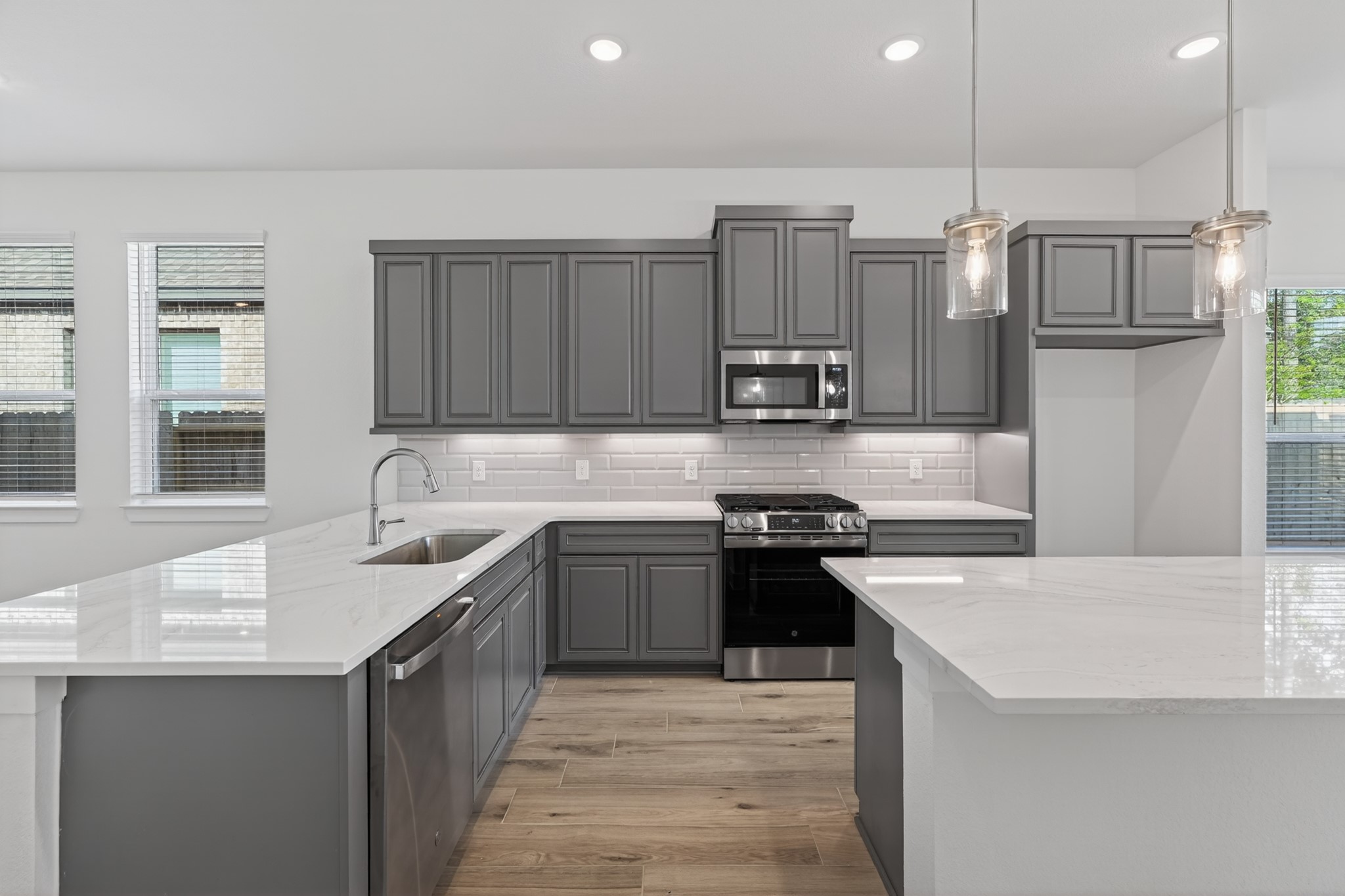 648 Crested Duck Court Property Photo 8