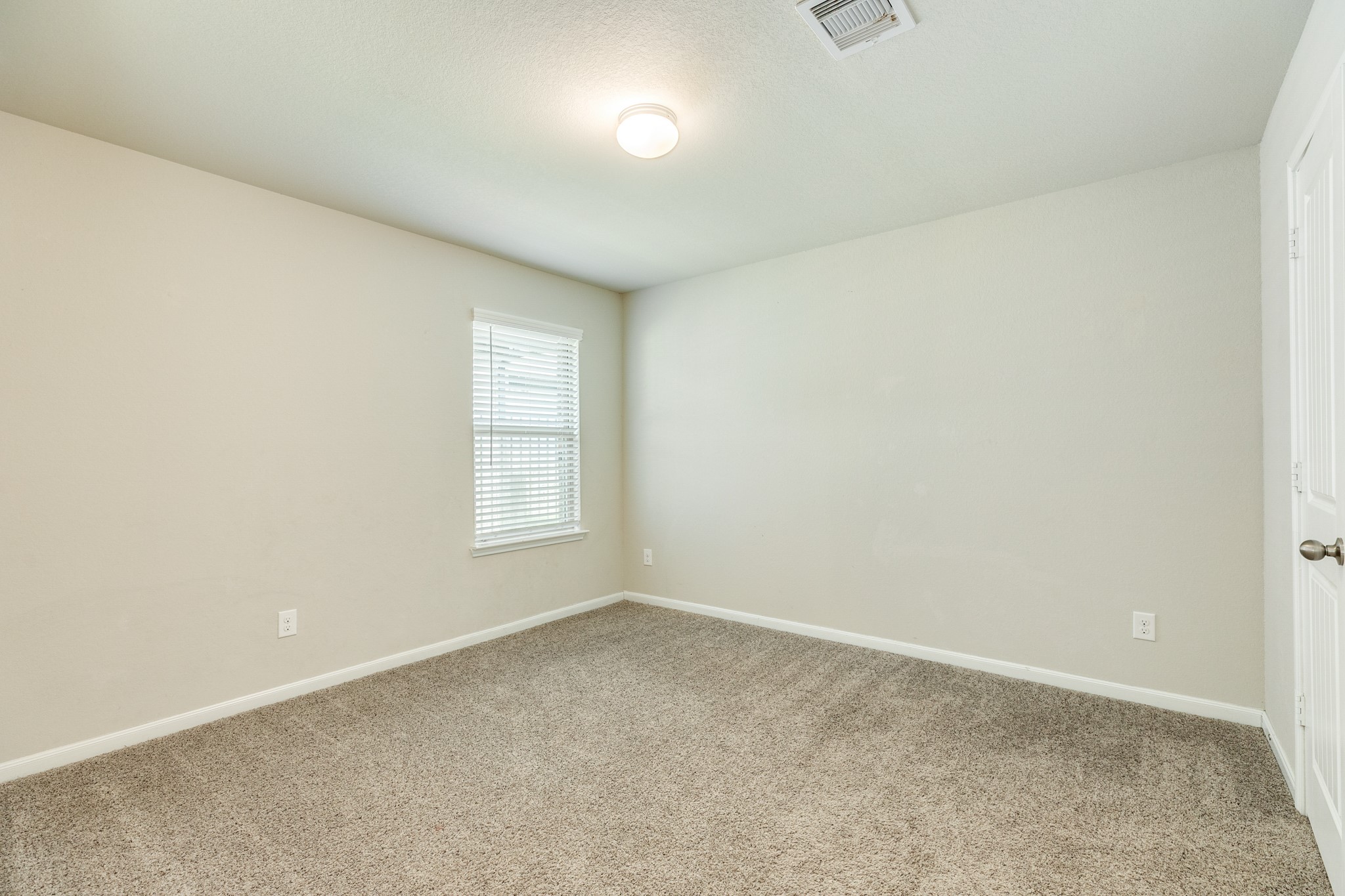 10323 Sill Prairie Drive Property Photo 20