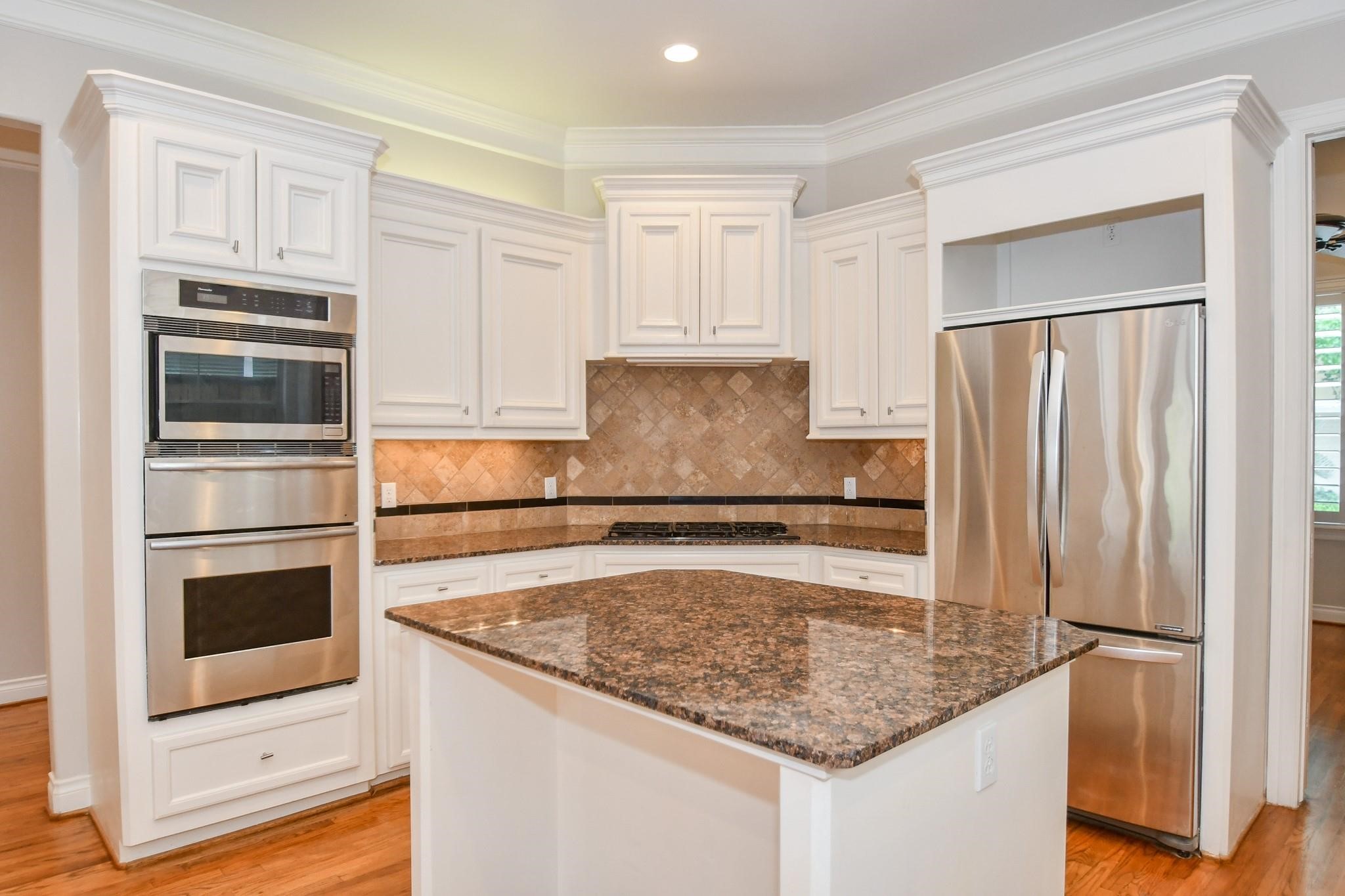 7626 E Jordan Cove Property Photo 10