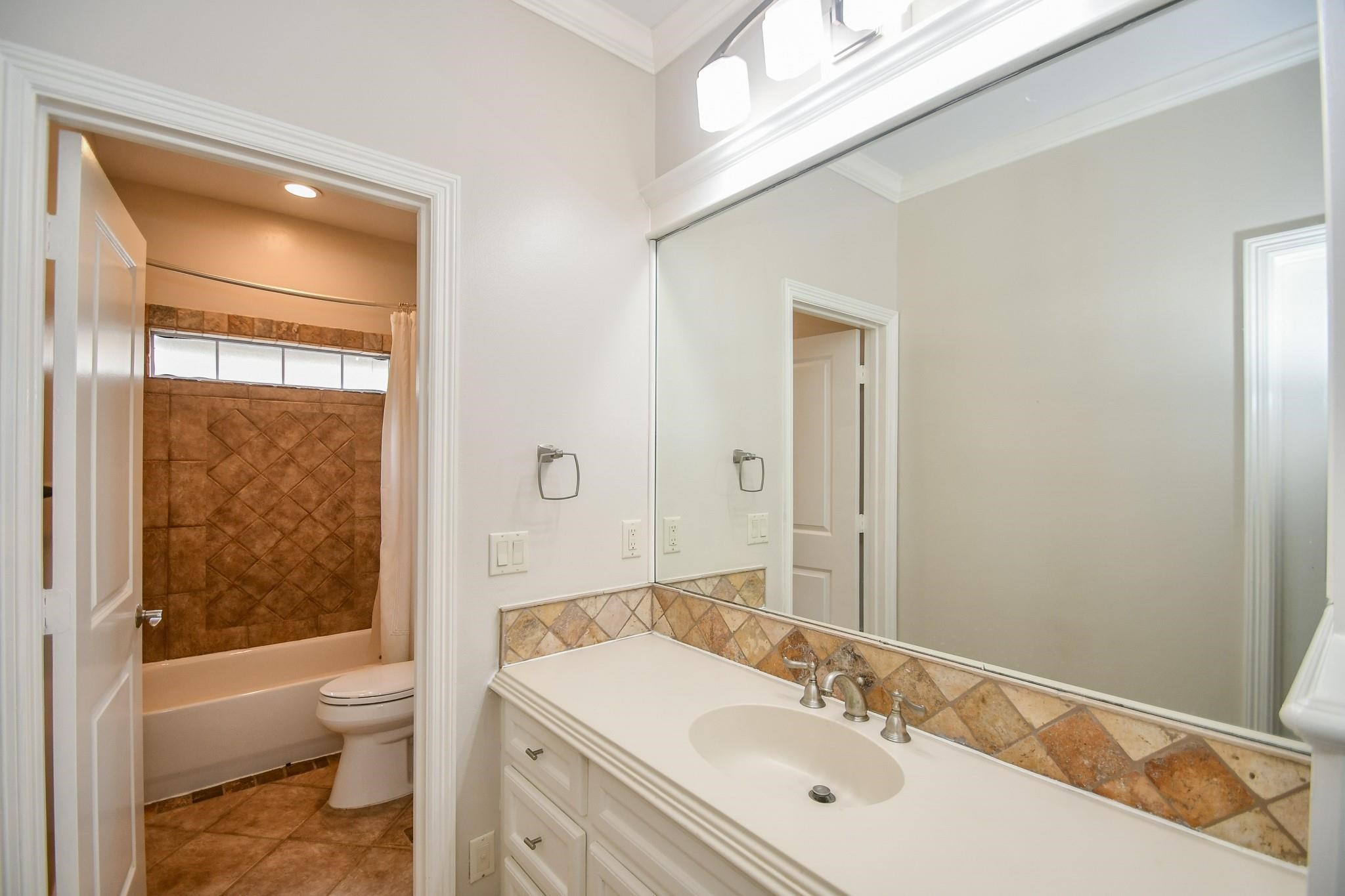 7626 E Jordan Cove Property Photo 29