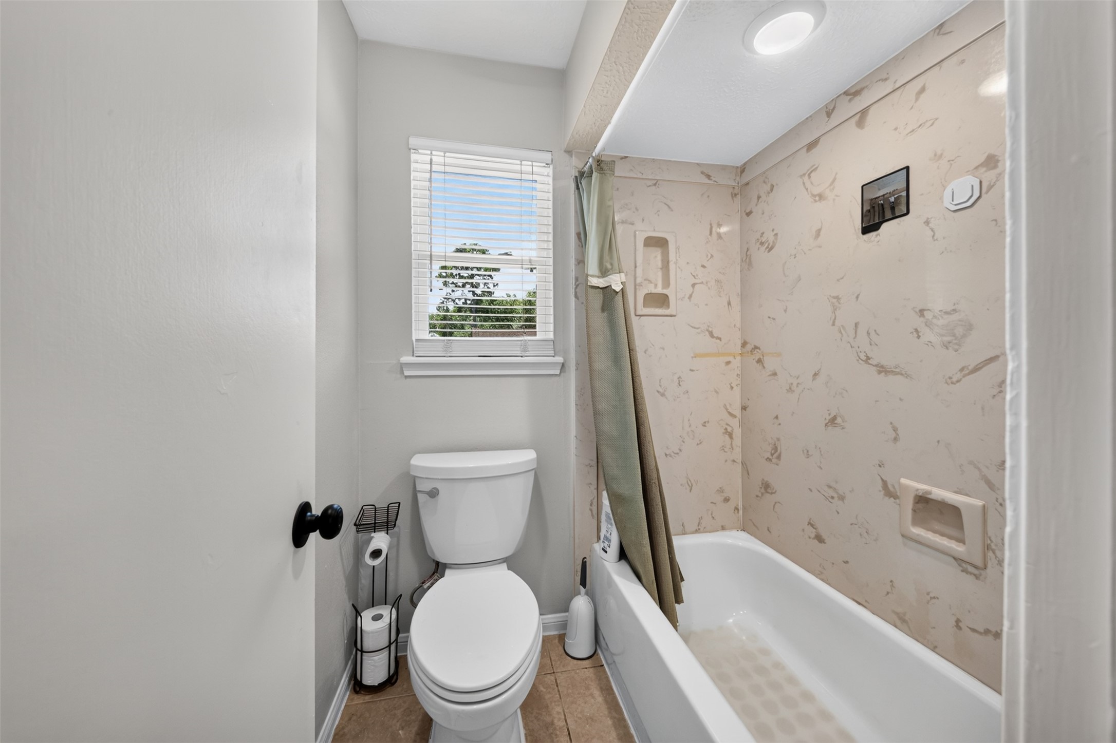 5211 Nodaway Lane Property Photo 29