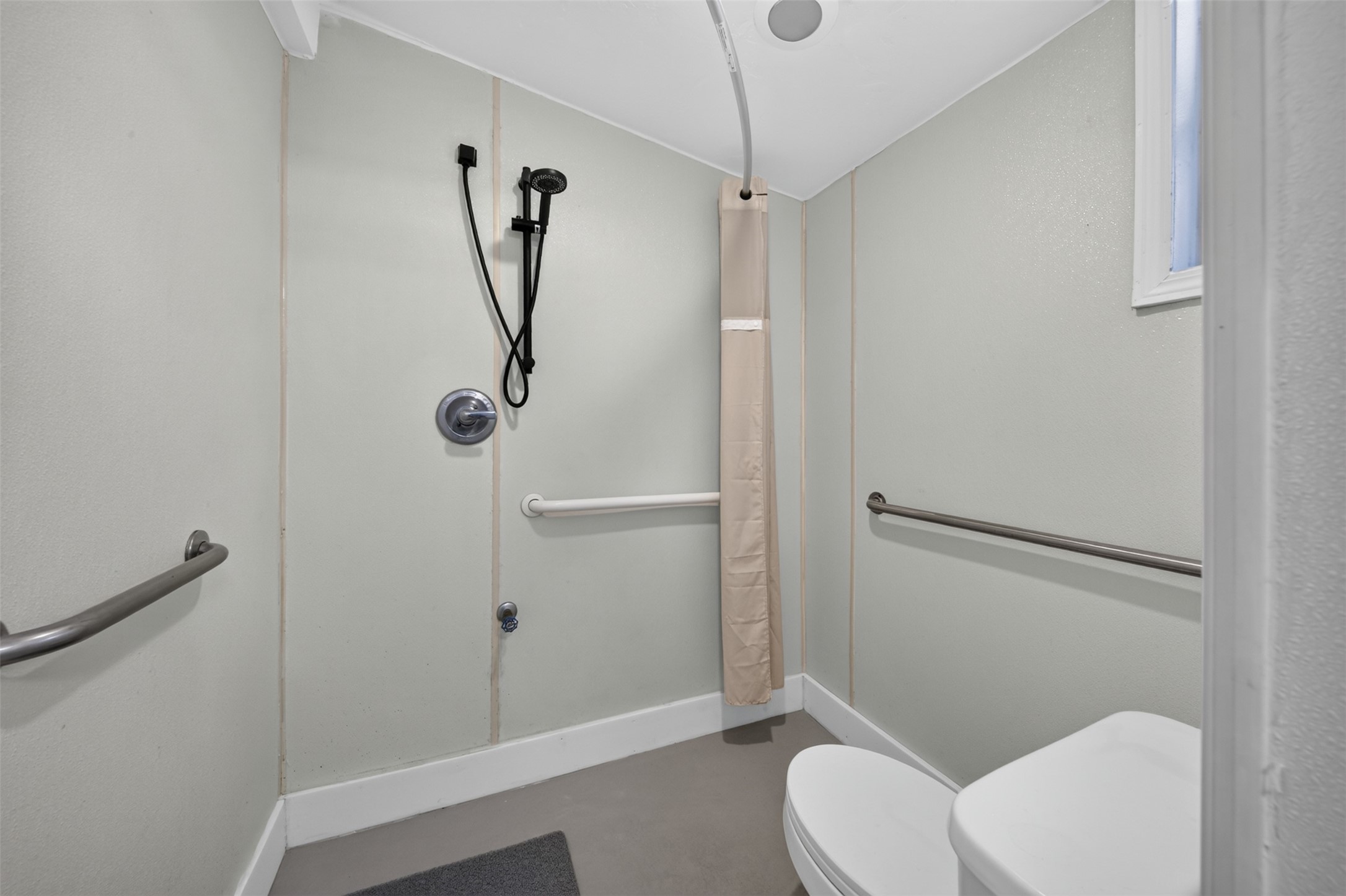 5211 Nodaway Lane Property Photo 38