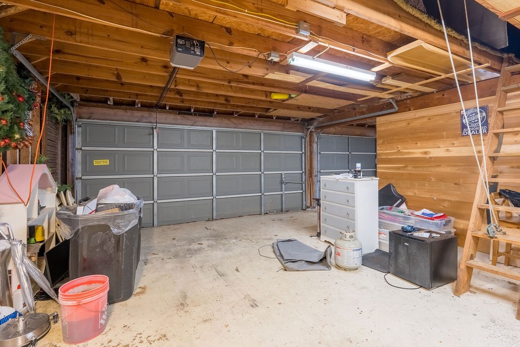 13203 April Mist Court Property Photo 33