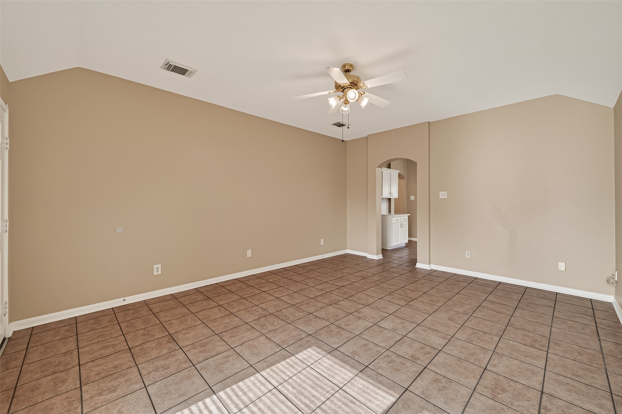 3418 W Rainmill Drive Property Photo 8