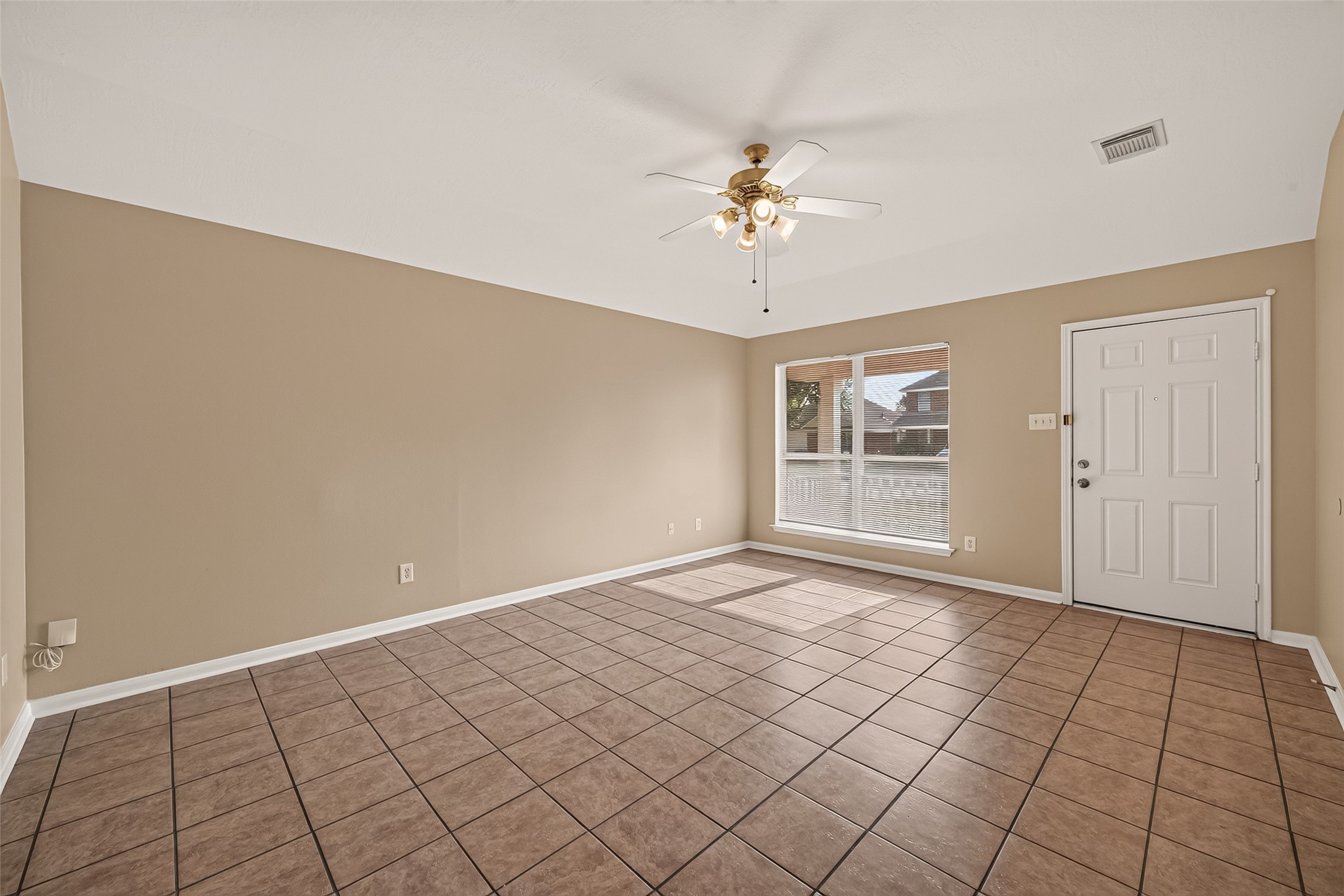 3418 W Rainmill Drive Property Photo 10