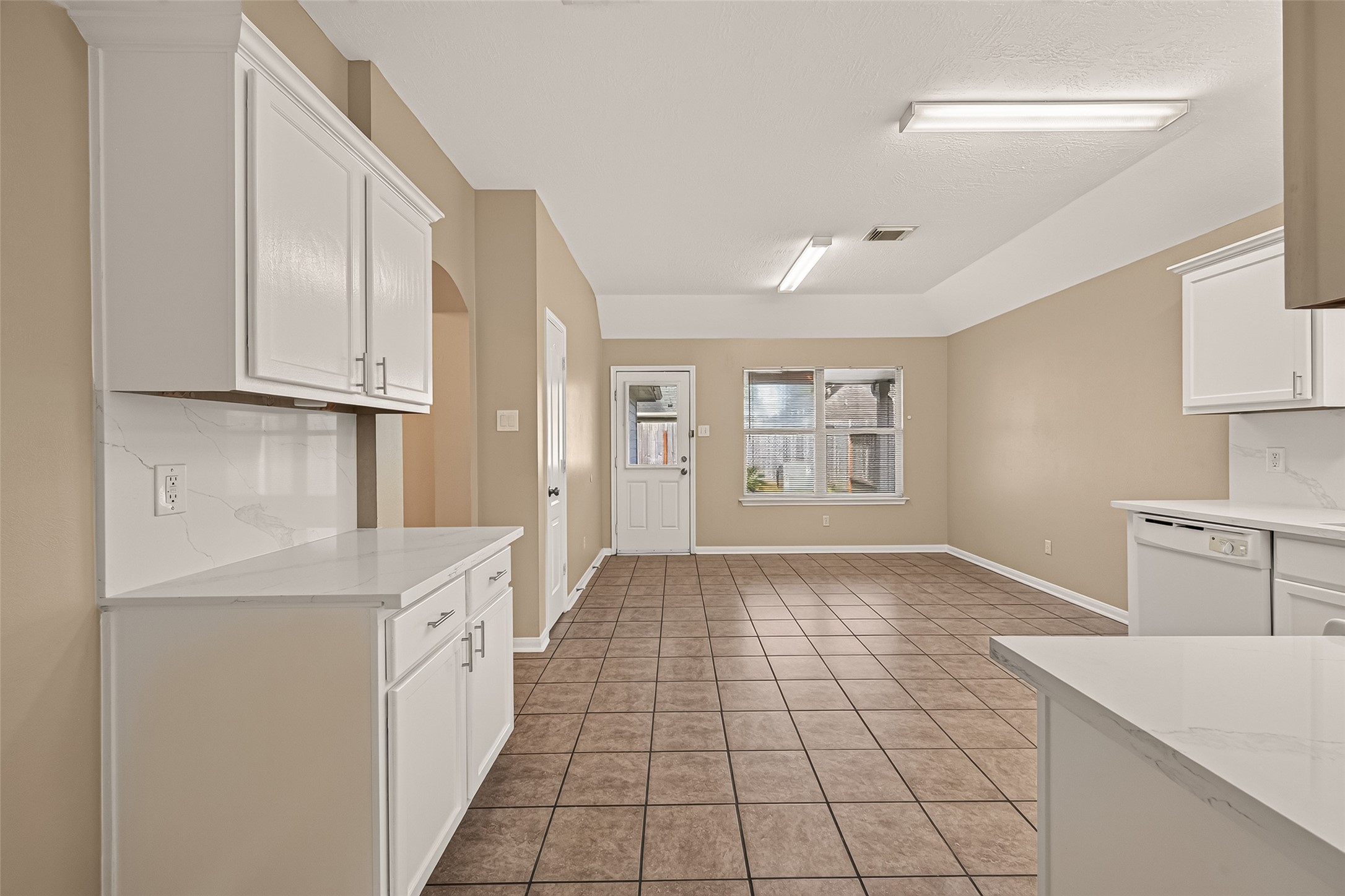3418 W Rainmill Drive Property Photo 11
