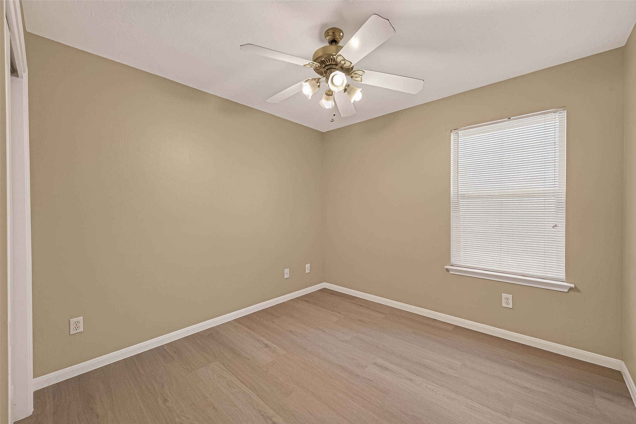3418 W Rainmill Drive Property Photo 21