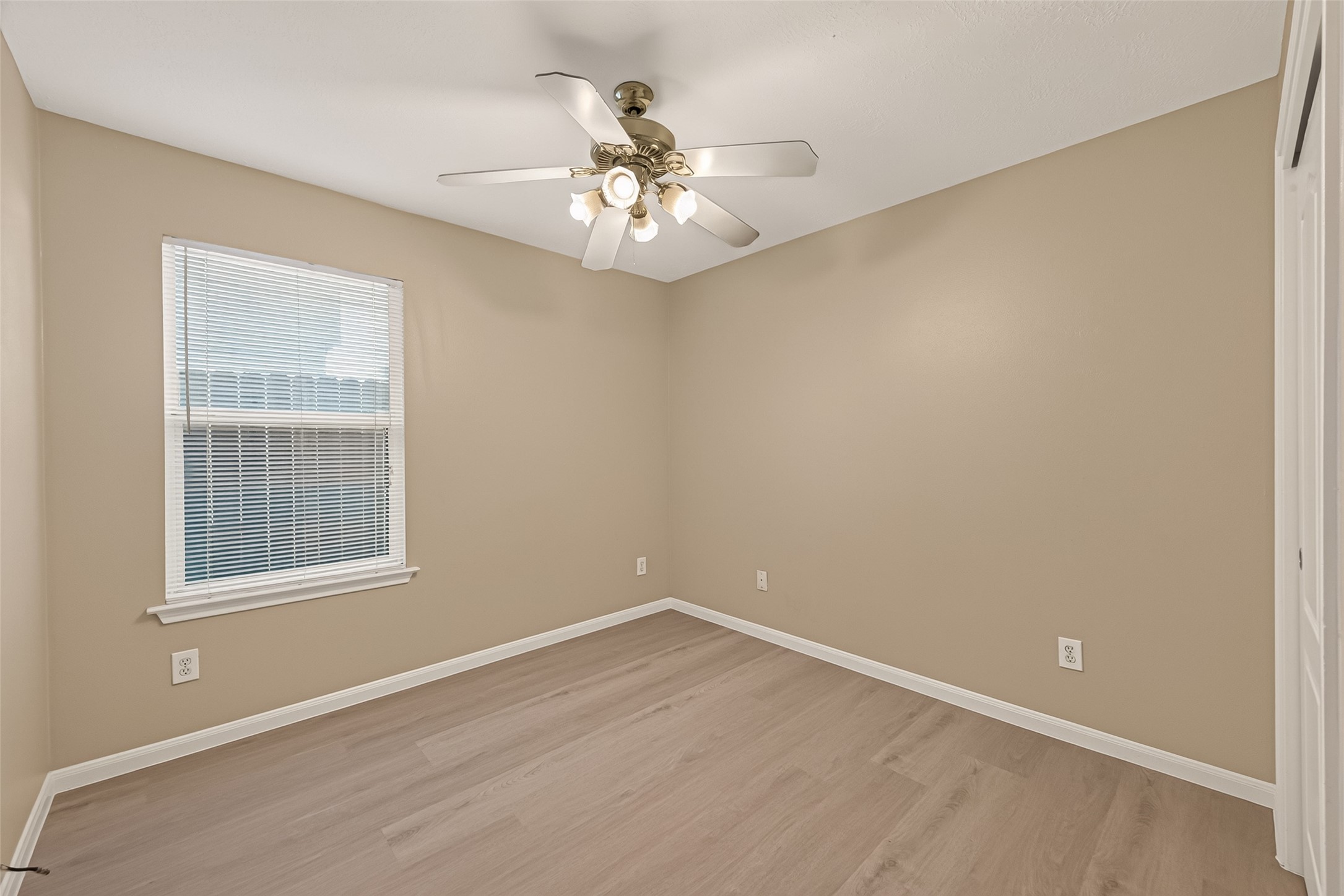 3418 W Rainmill Drive Property Photo 23