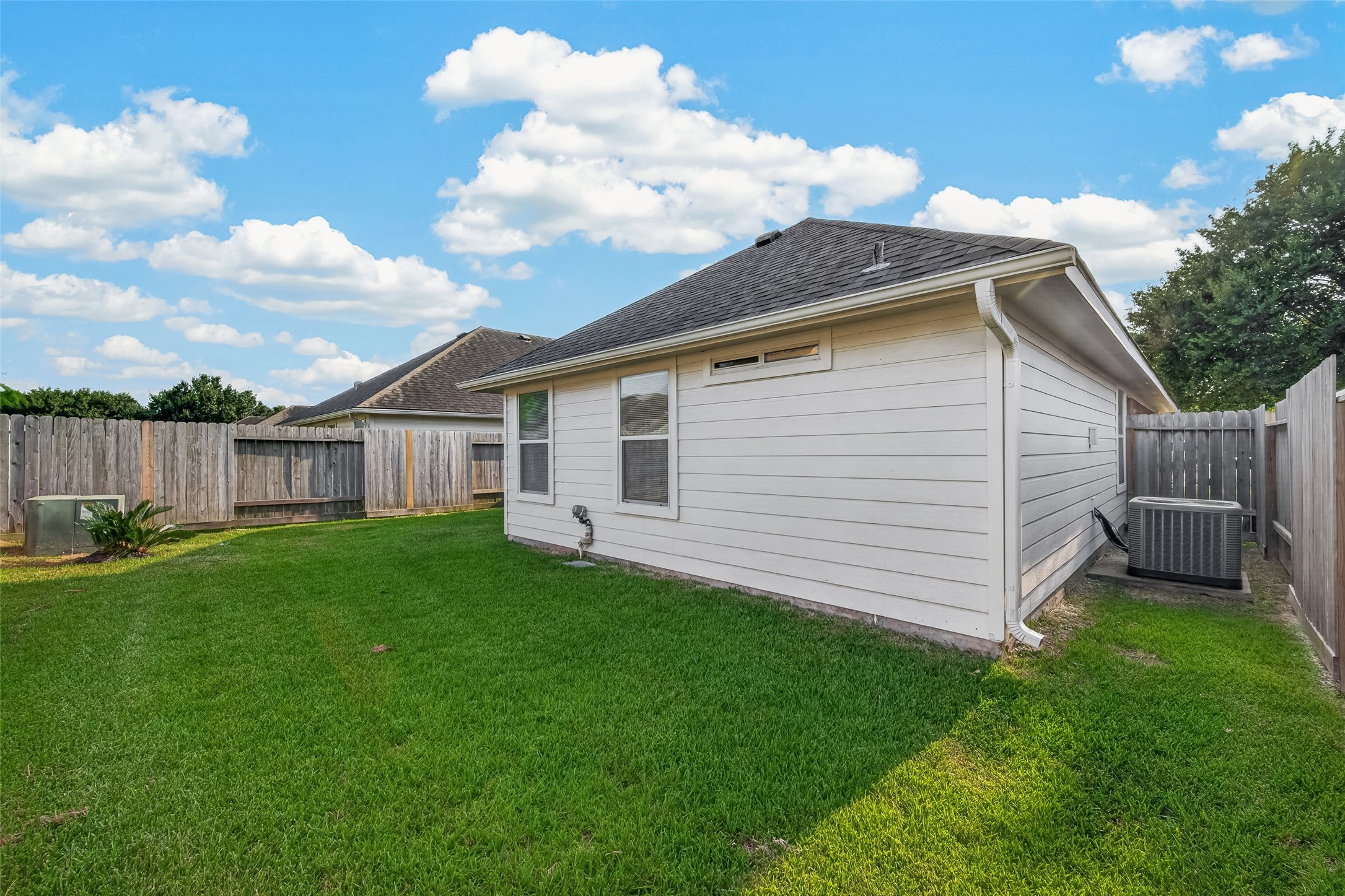 3418 W Rainmill Drive Property Photo 35