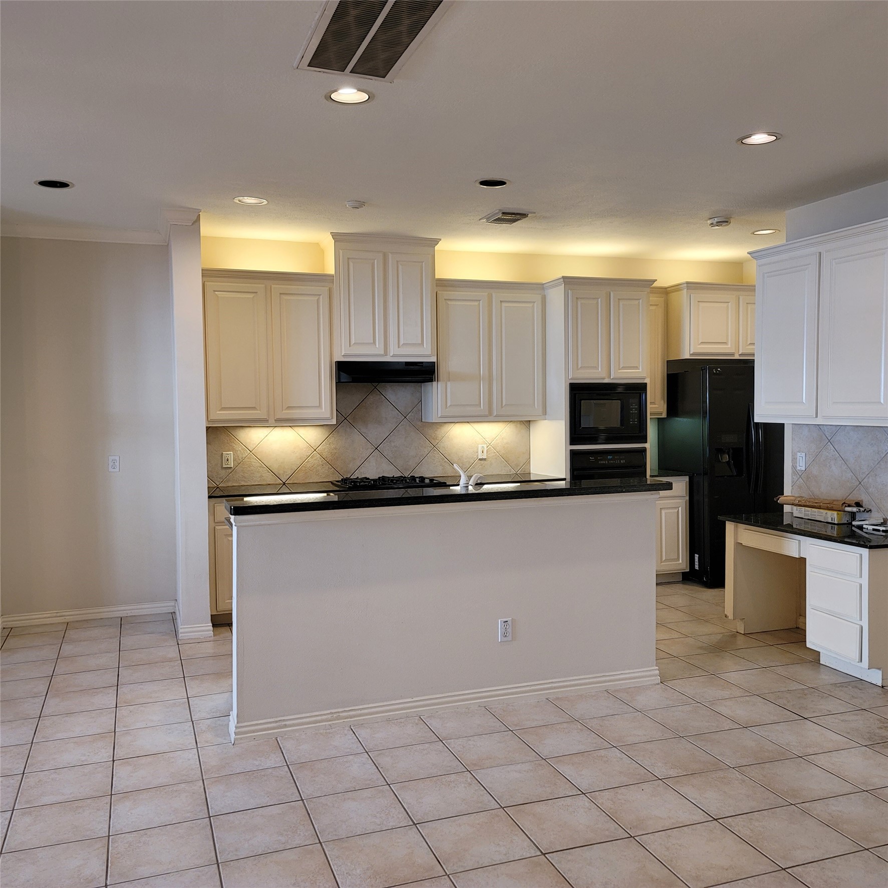 7111 Harmony Cove Property Photo 8