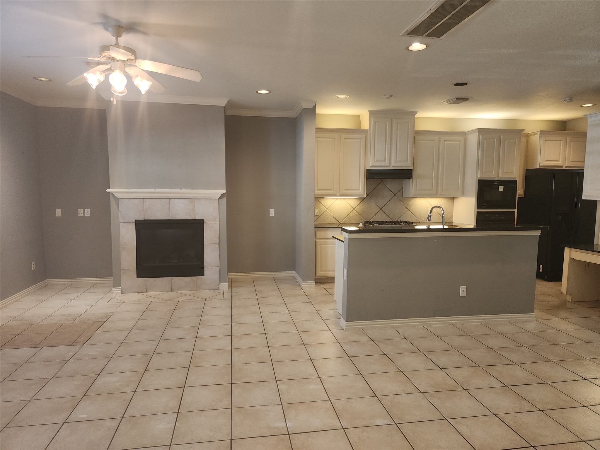 7111 Harmony Cove Property Photo 8