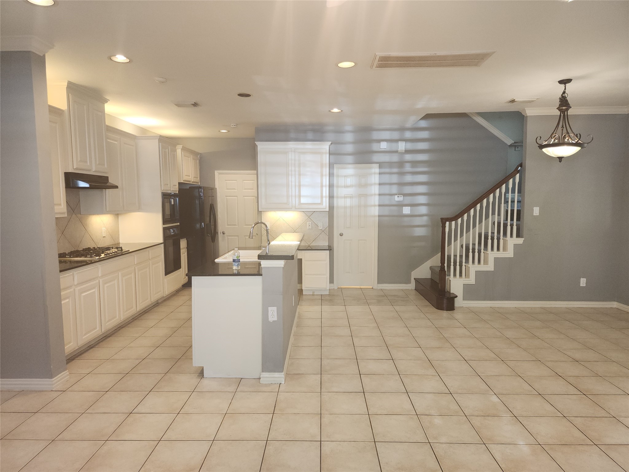 7111 Harmony Cove Property Photo 9