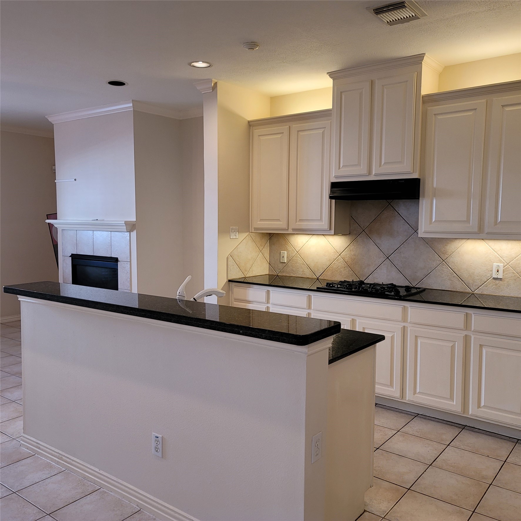 7111 Harmony Cove Property Photo 10
