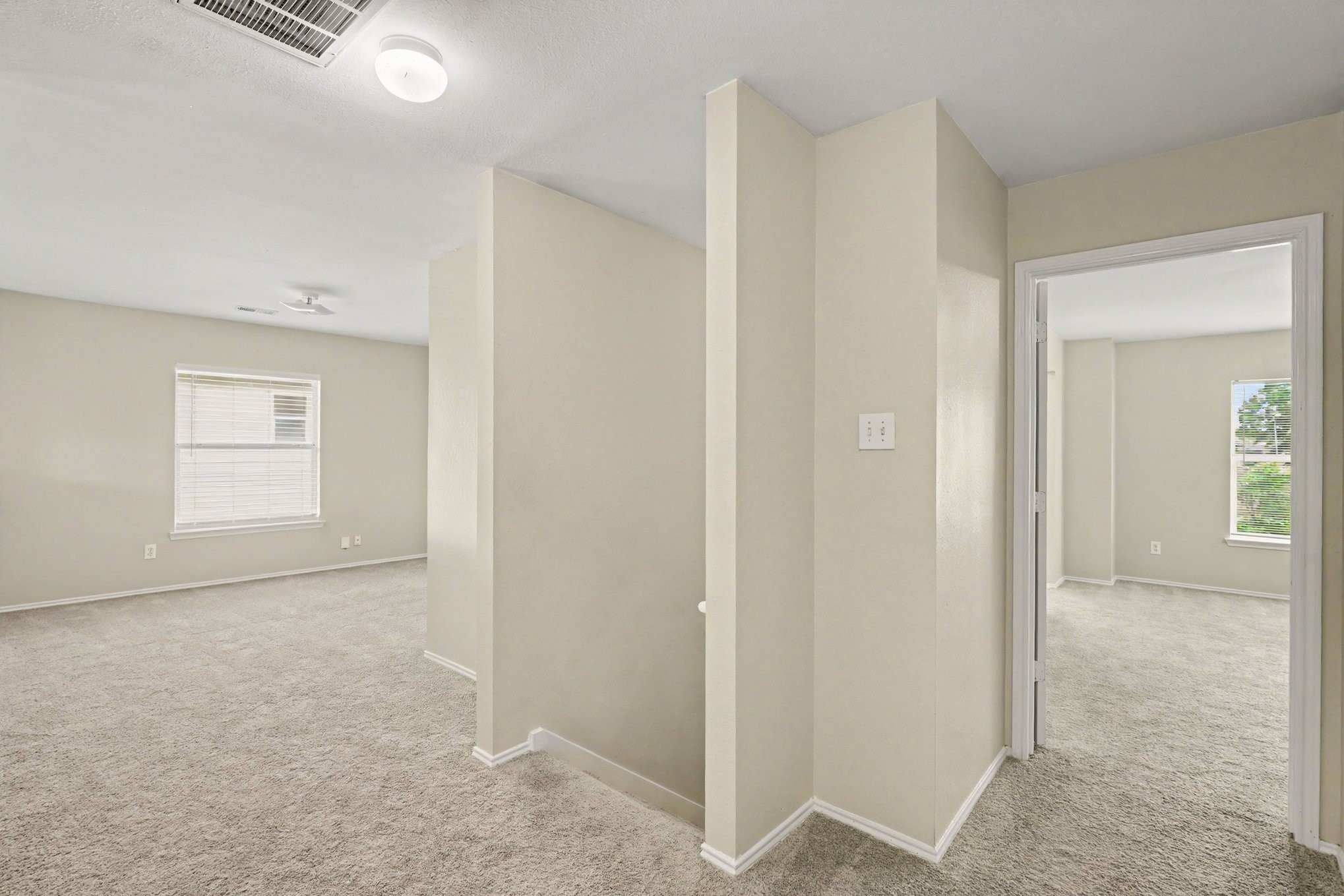 15634 Haleys Landing Lane Property Photo 2