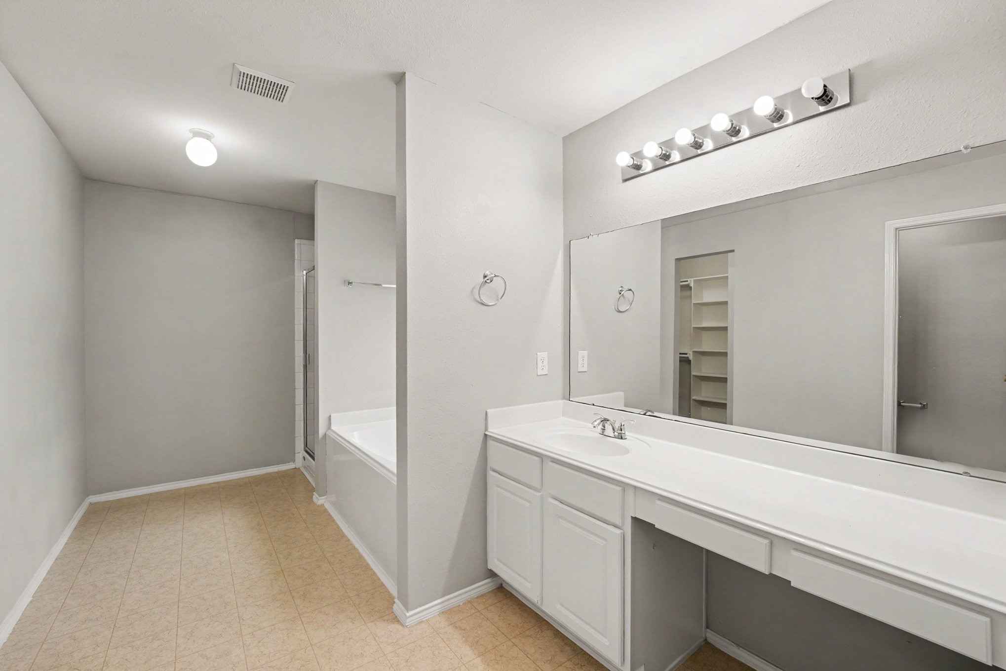 15634 Haleys Landing Lane Property Photo 15