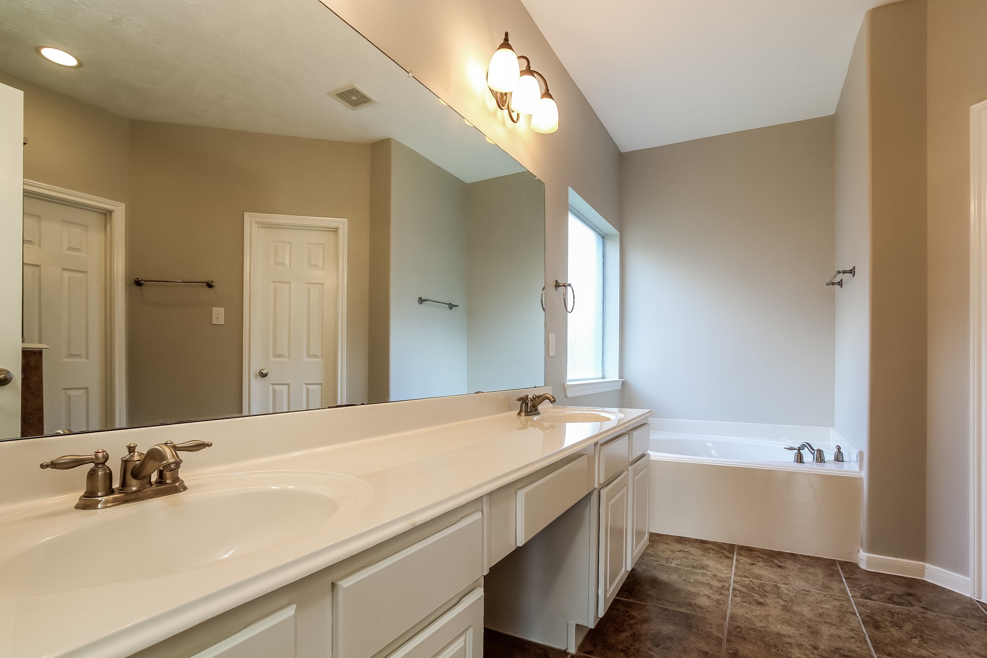 20746 Oakhurst Trails Drive Property Photo 13