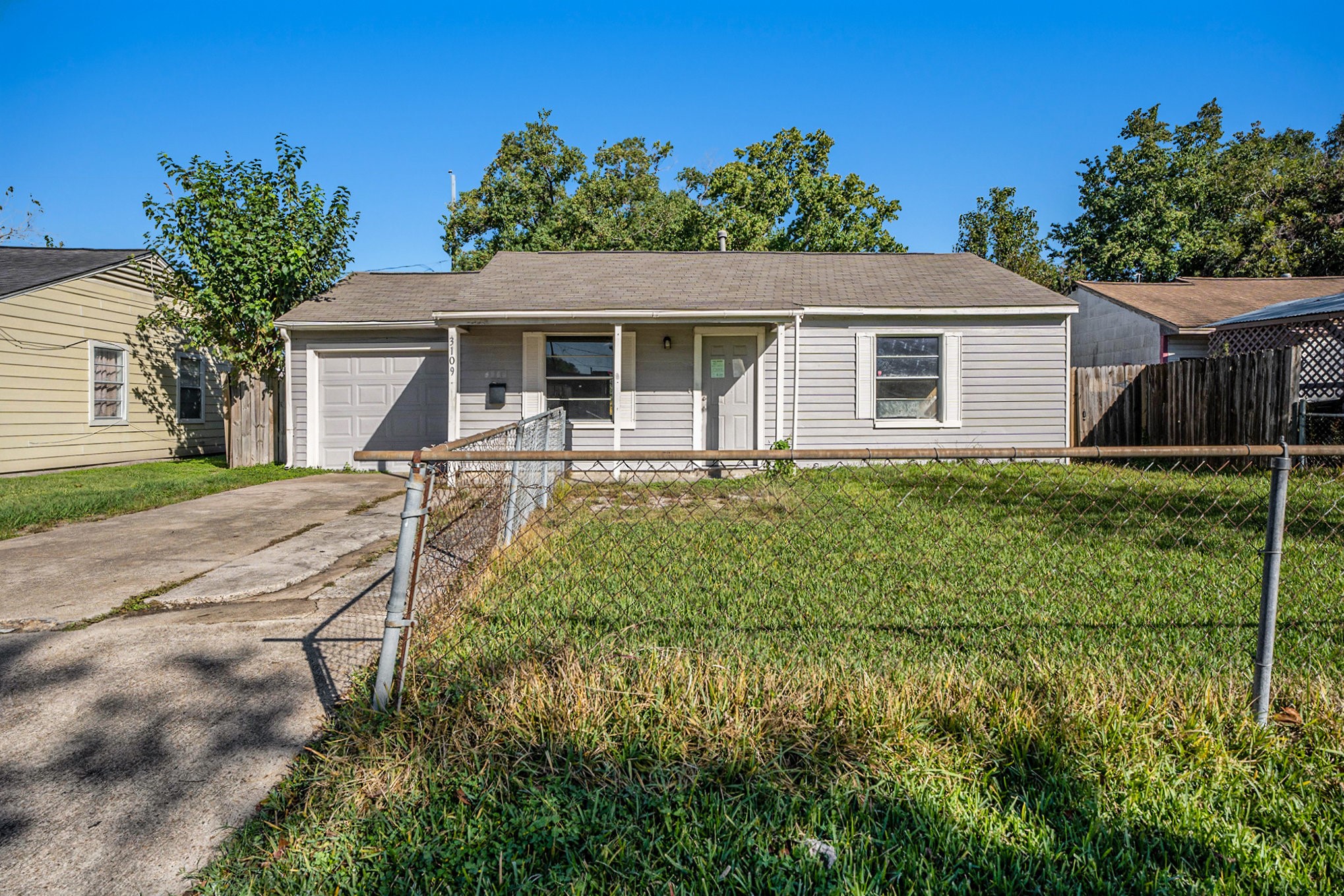 3109 Fern Street Property Photo