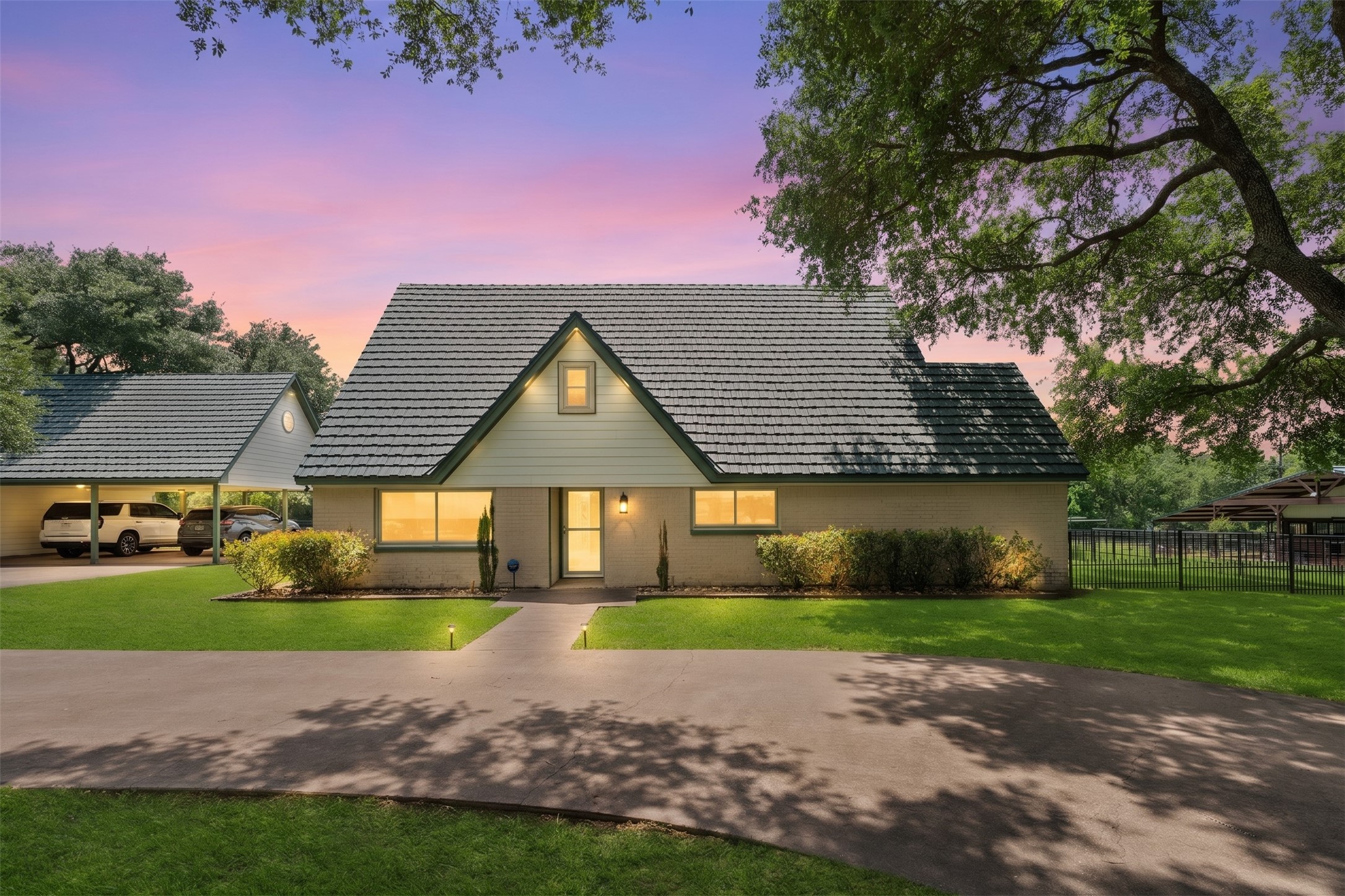 15302 Yellow Bird Road Property Photo 2