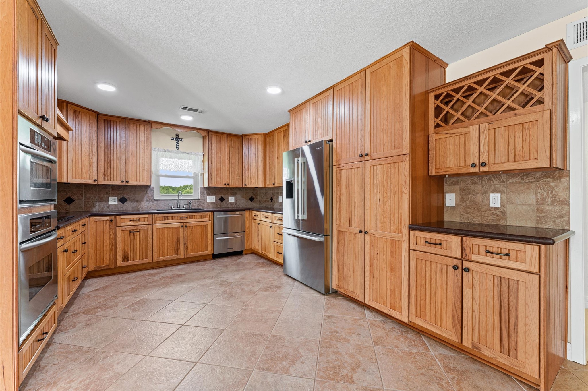 15302 Yellow Bird Road Property Photo 12