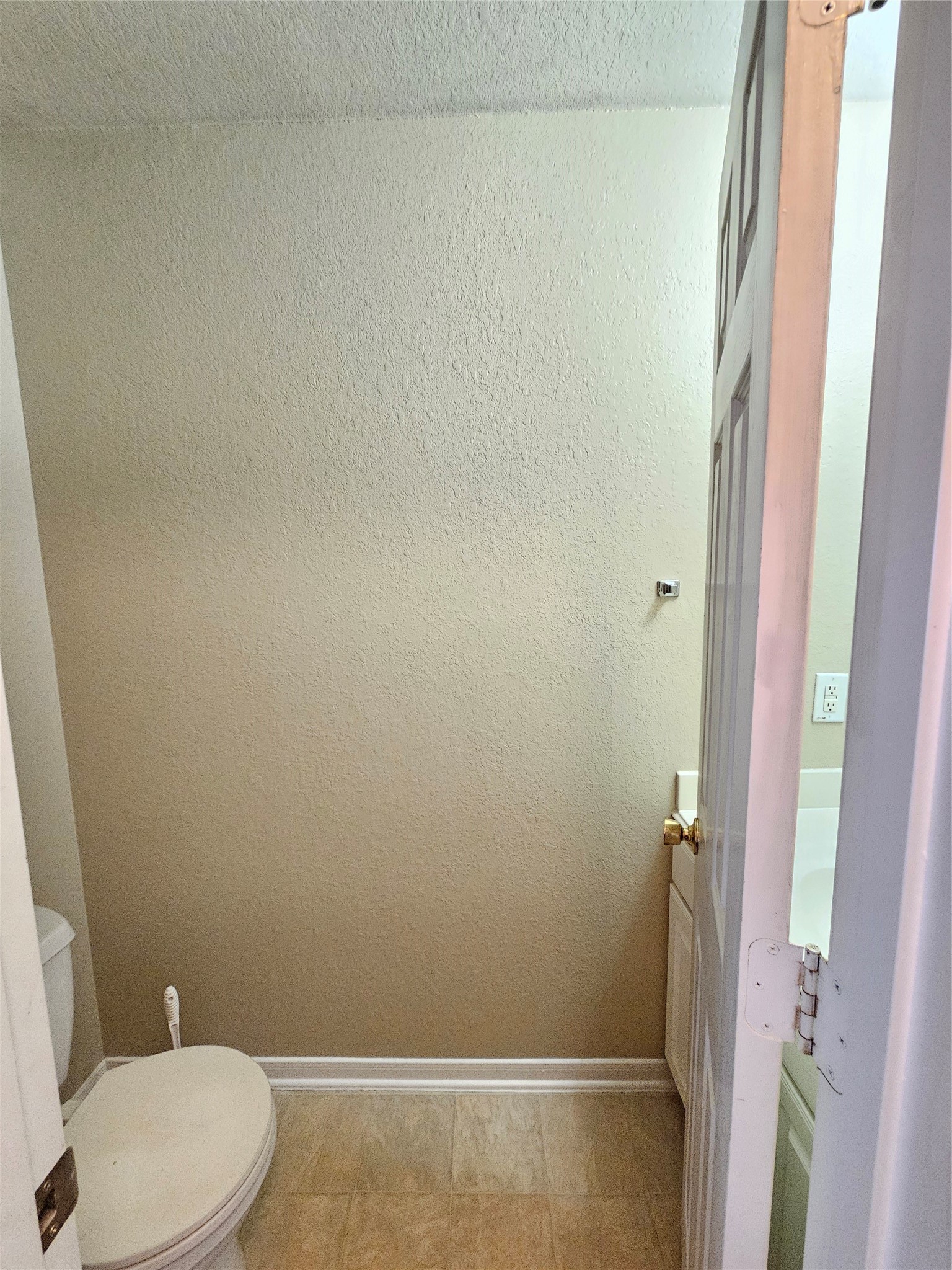 11015 Walkup Way Property Photo 10