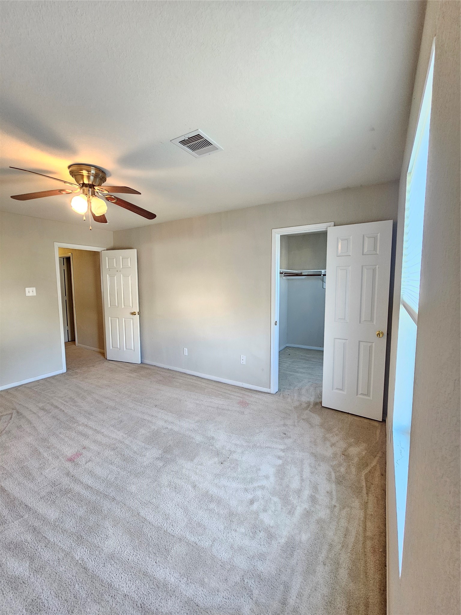 11015 Walkup Way Property Photo 18