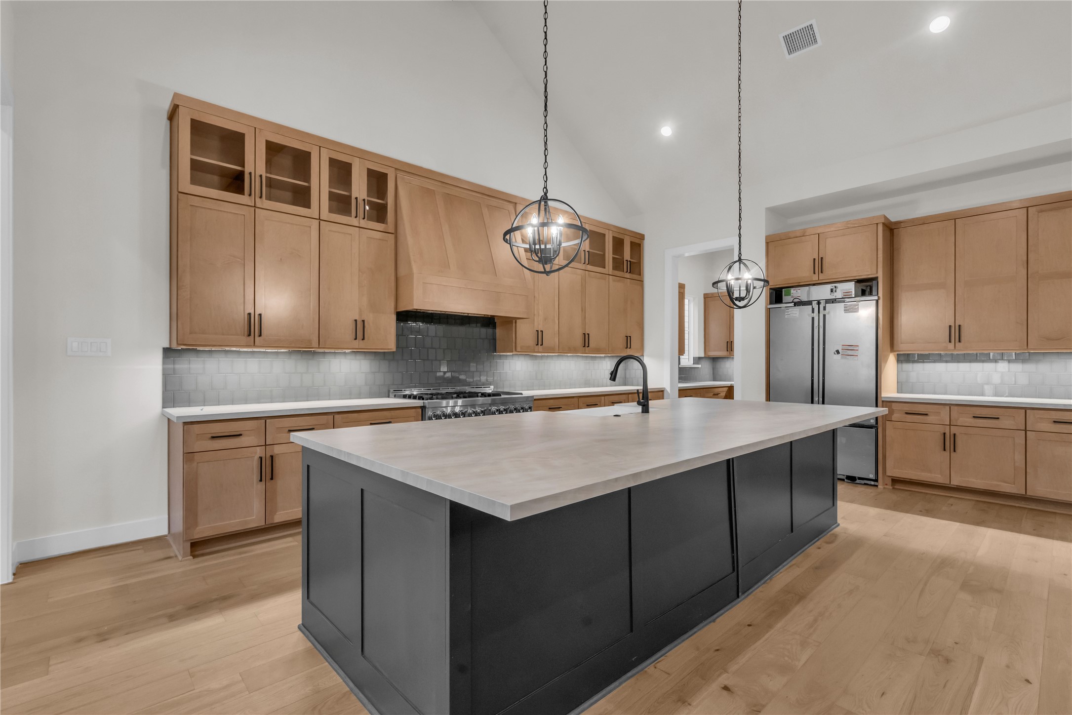 26743 Alderbrook Avenue Property Photo 10
