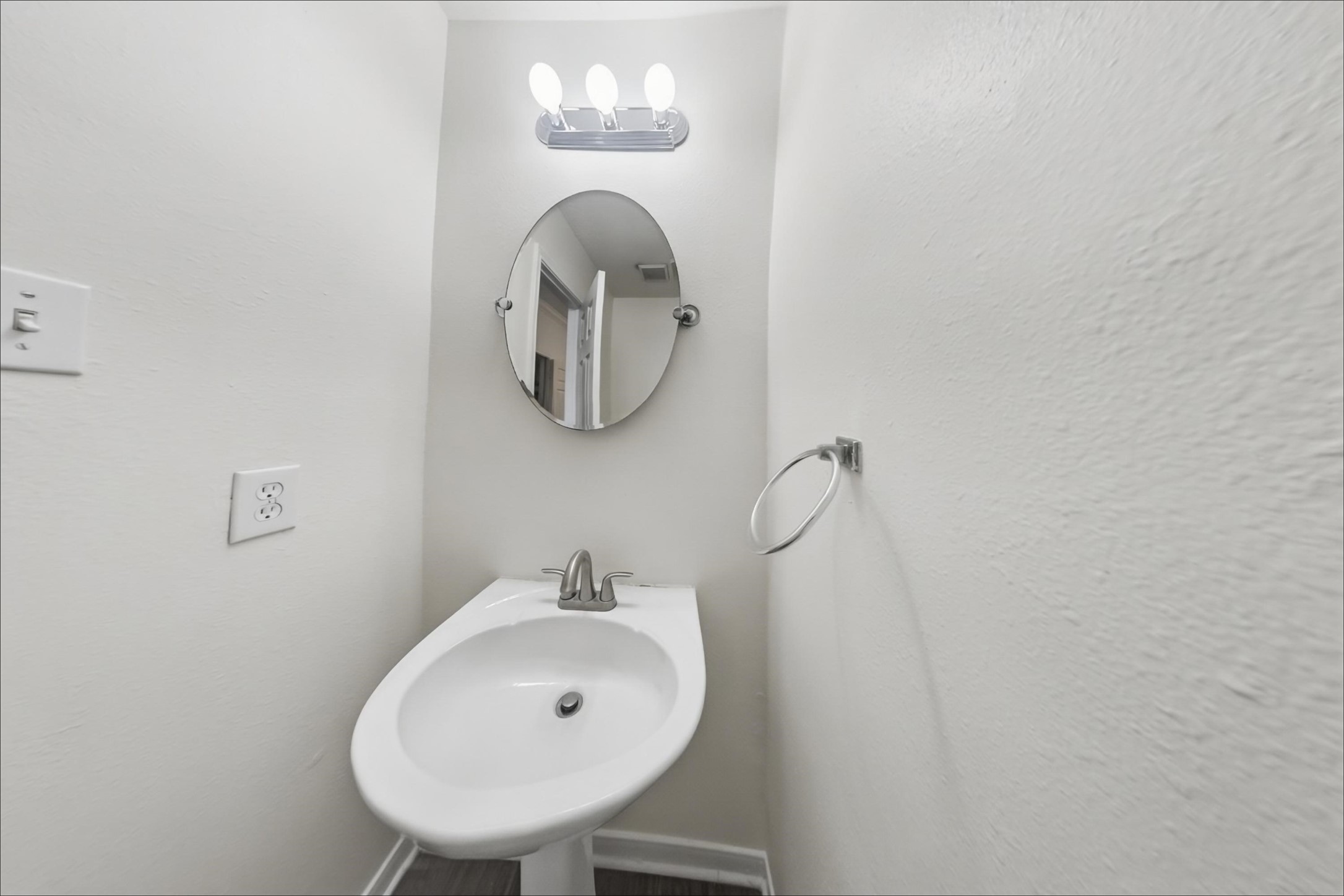 14614 Twisted Pecan Court Property Photo 9