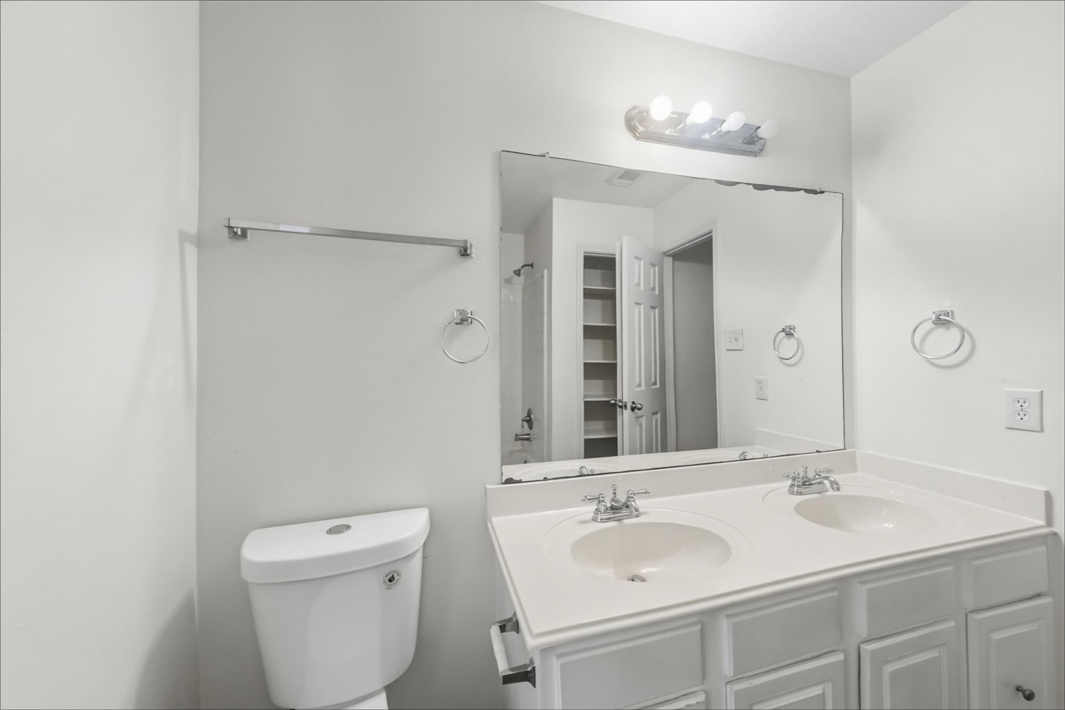14614 Twisted Pecan Court Property Photo 16