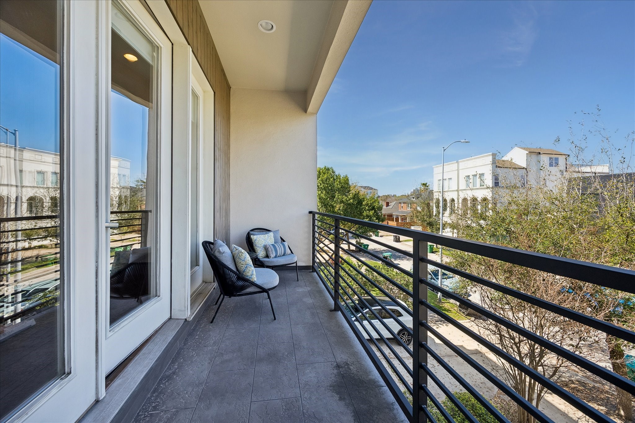 309 Peden Street Street Property Photo 6